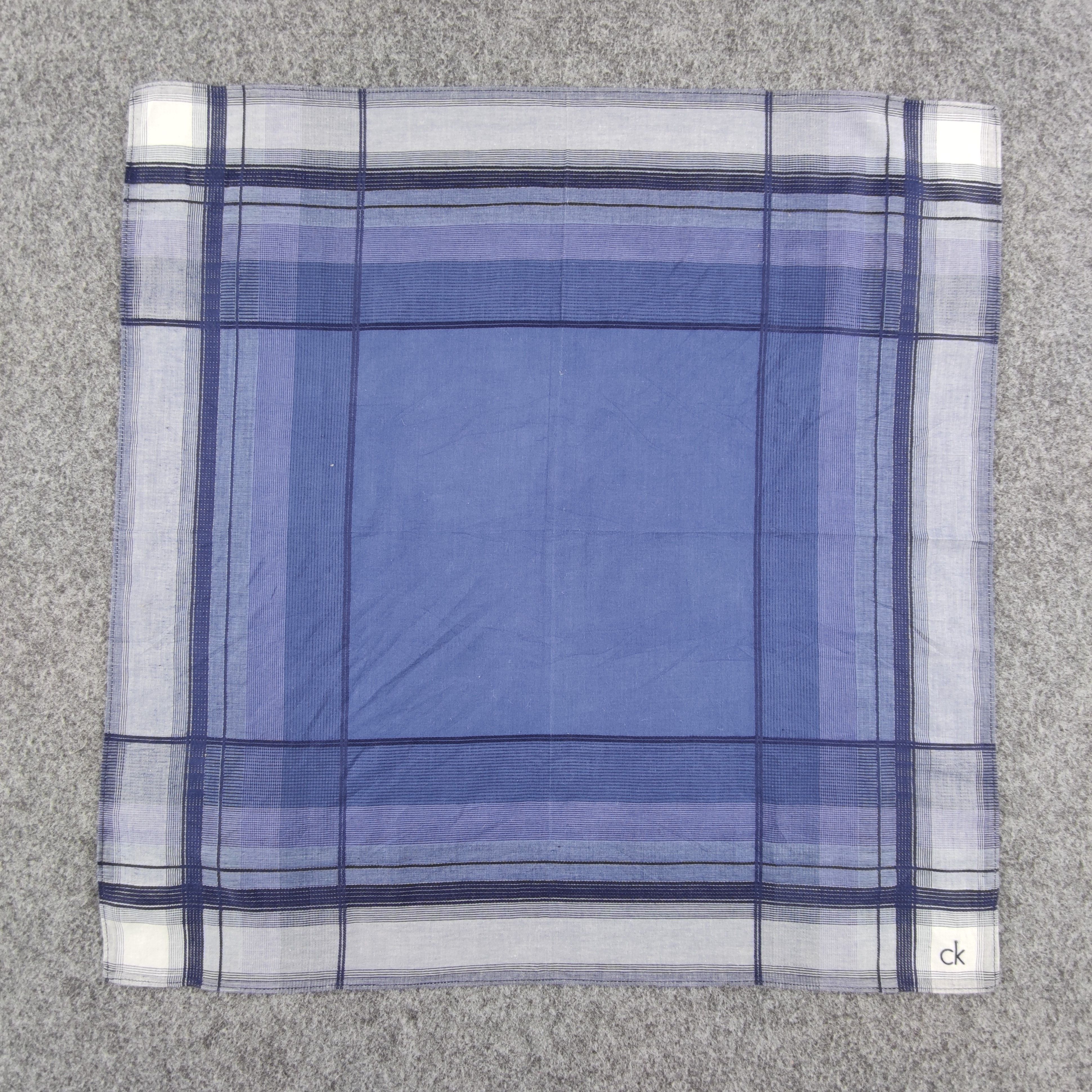 Calvin Klein Calvin Klein Handkerchief / Bandana / Neckerchief Size ONE SIZE - 2 Thumbnail