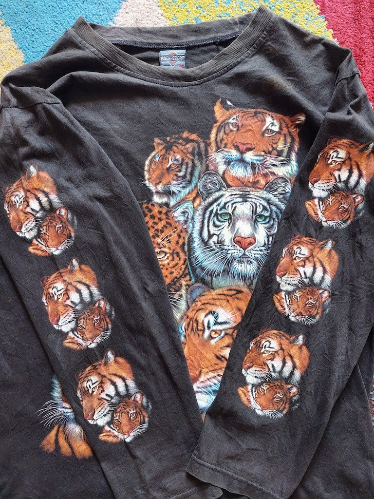 Vintage Vintage Animal Tee Tigers Family Overprint Size US M / EU 48-50 / 2 - 5 Thumbnail