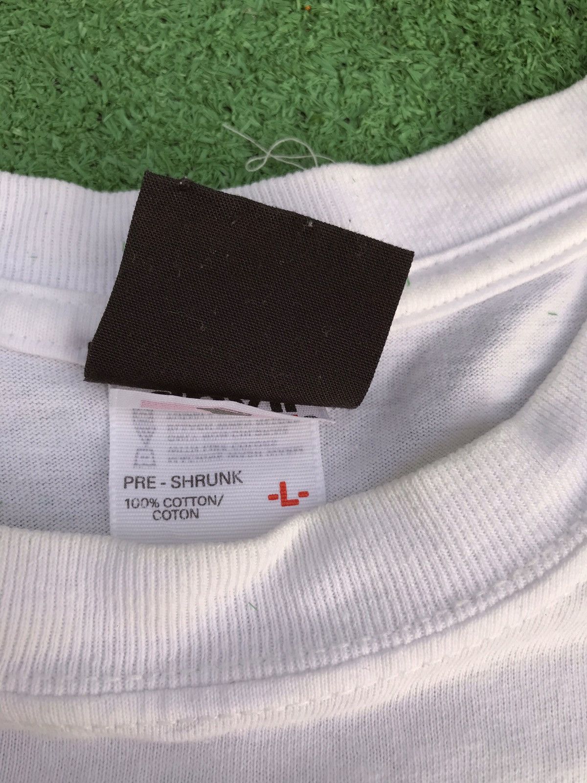 Other Underground Big Logo Tee Size US L / EU 52-54 / 3 - 6 Thumbnail