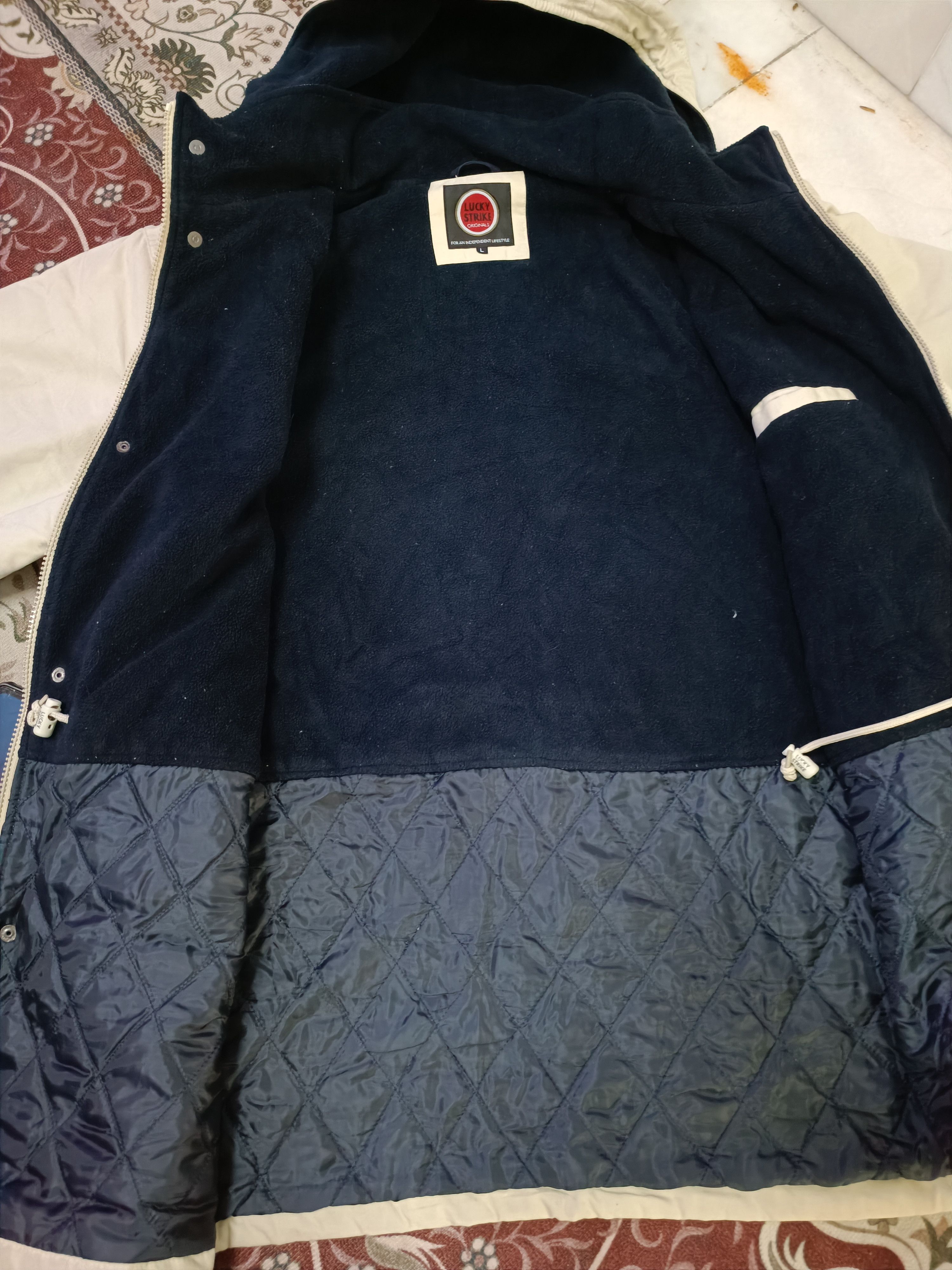 JACKET LUCKY STRIKE ZIPPER/BUTTON UP WITH HOODIES