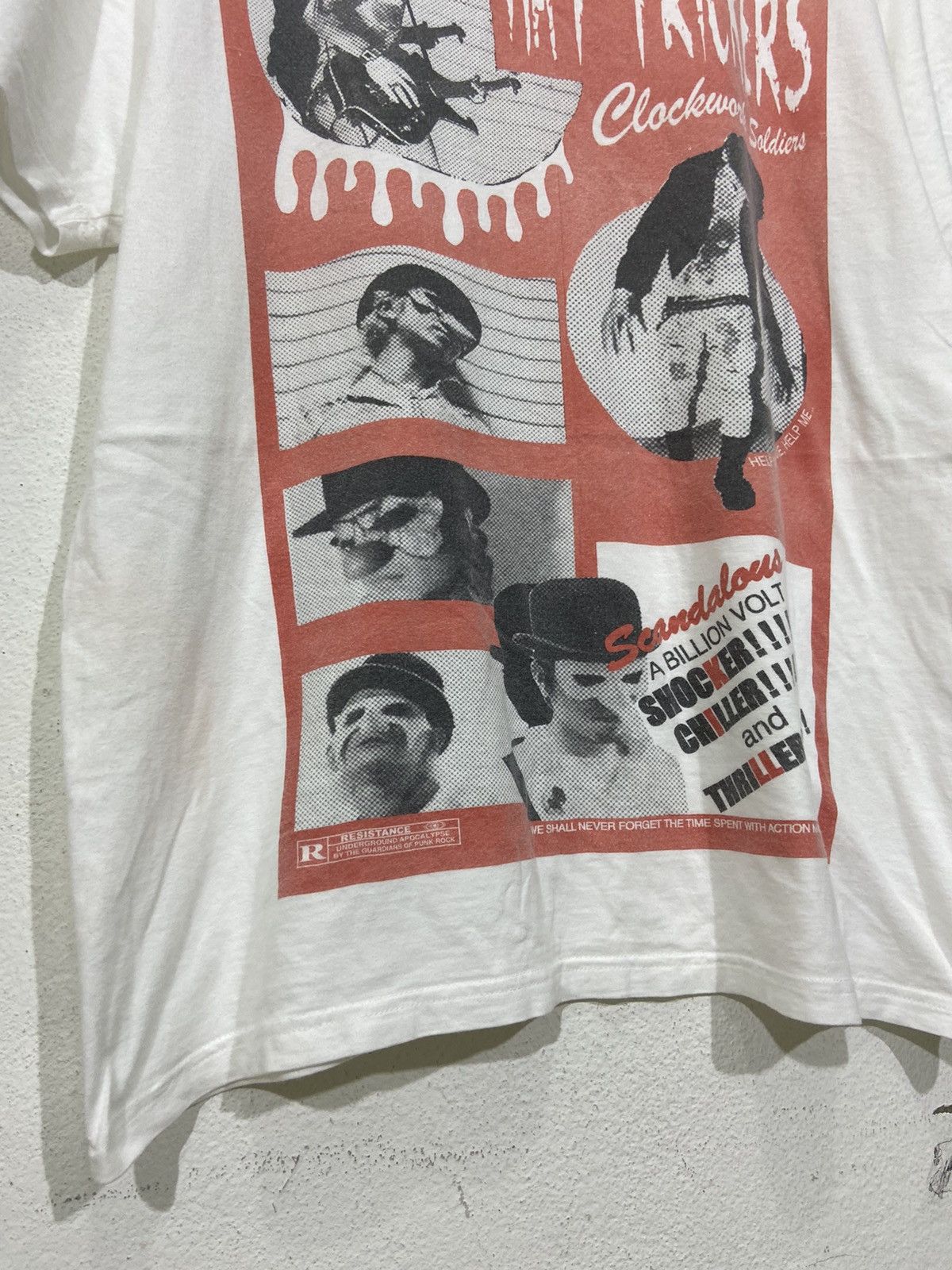 Vintage Vintage Clockwork Soldier Apocalypse Punk Rock Parody Tshirt Size US L / EU 52-54 / 3 - 4 Thumbnail