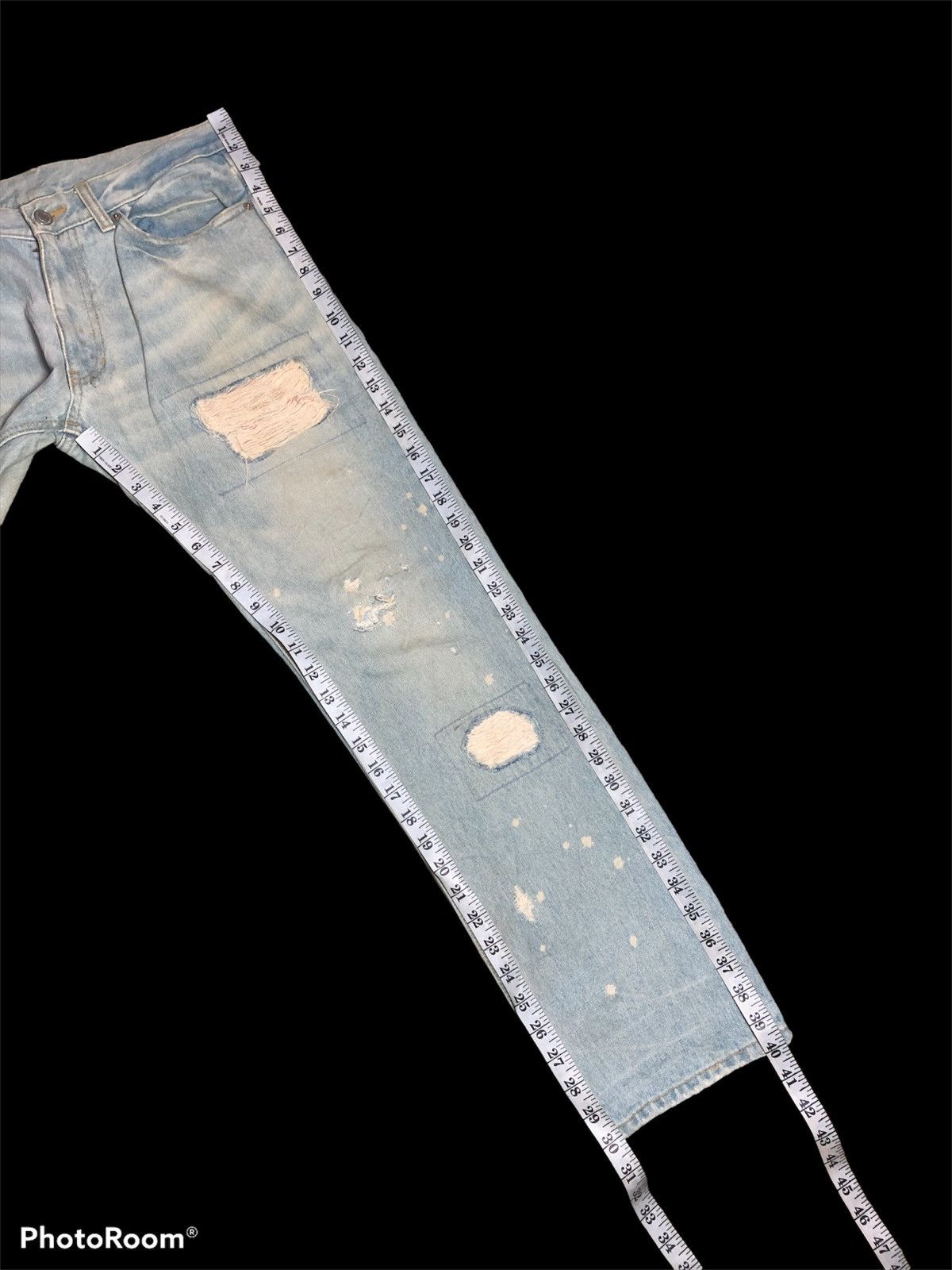 Japanese Brand WASHED BLUE DISTRESSED SLIM STRAIGHT DENIM Size US 32 / EU 48 - 9 Thumbnail