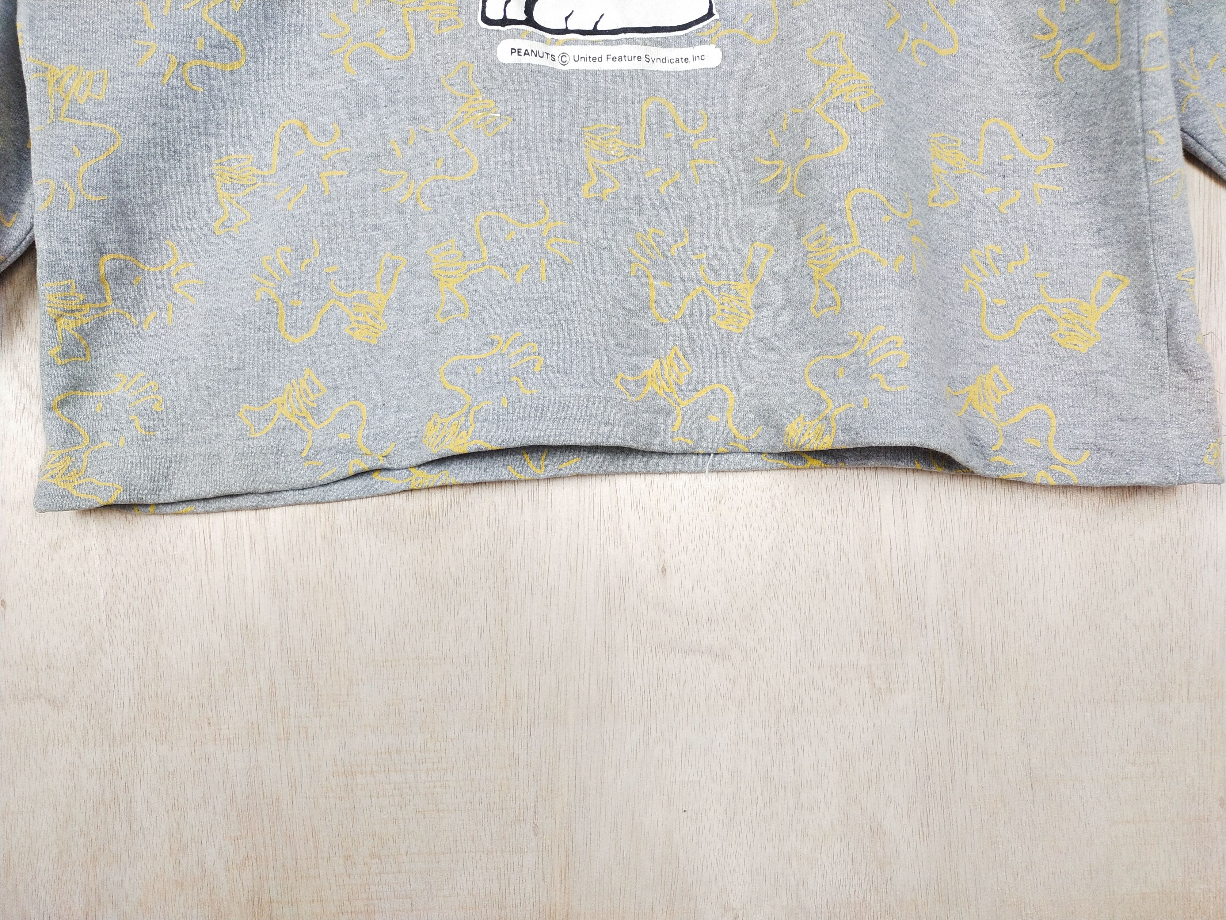 Peanuts DL Peanuts movie cartoon vintage fullprint sweaters #2773 Size US L / EU 52-54 / 3 - 5 Thumbnail