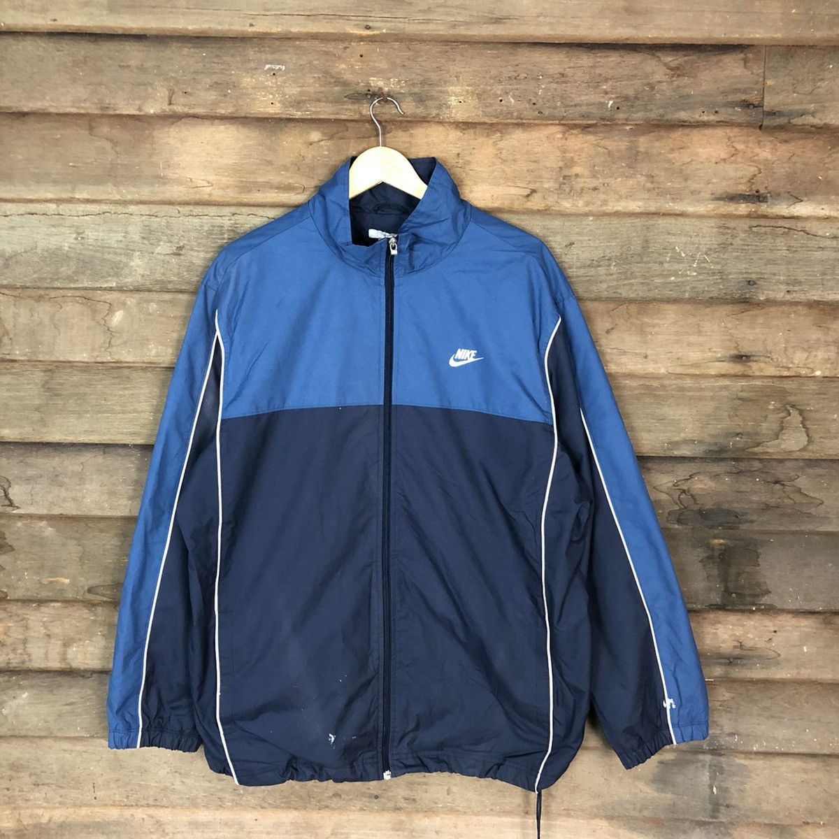 Nike Nike Blue windbreaker sport Jacket #2826 Size US XL / EU 56 / 4 - 1 Thumbnail