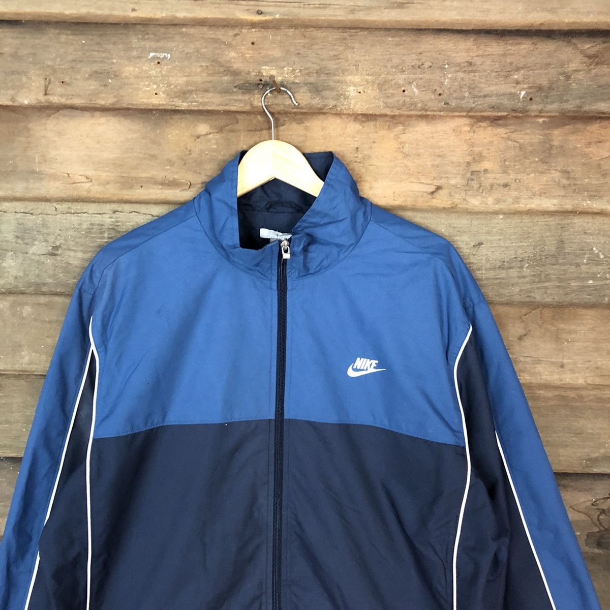 Nike Nike Blue windbreaker sport Jacket #2826 Size US XL / EU 56 / 4 - 2 Thumbnail
