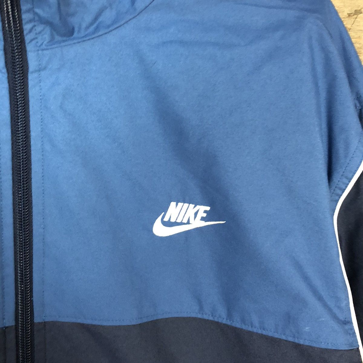 Nike Nike Blue windbreaker sport Jacket #2826 Size US XL / EU 56 / 4 - 6 Thumbnail