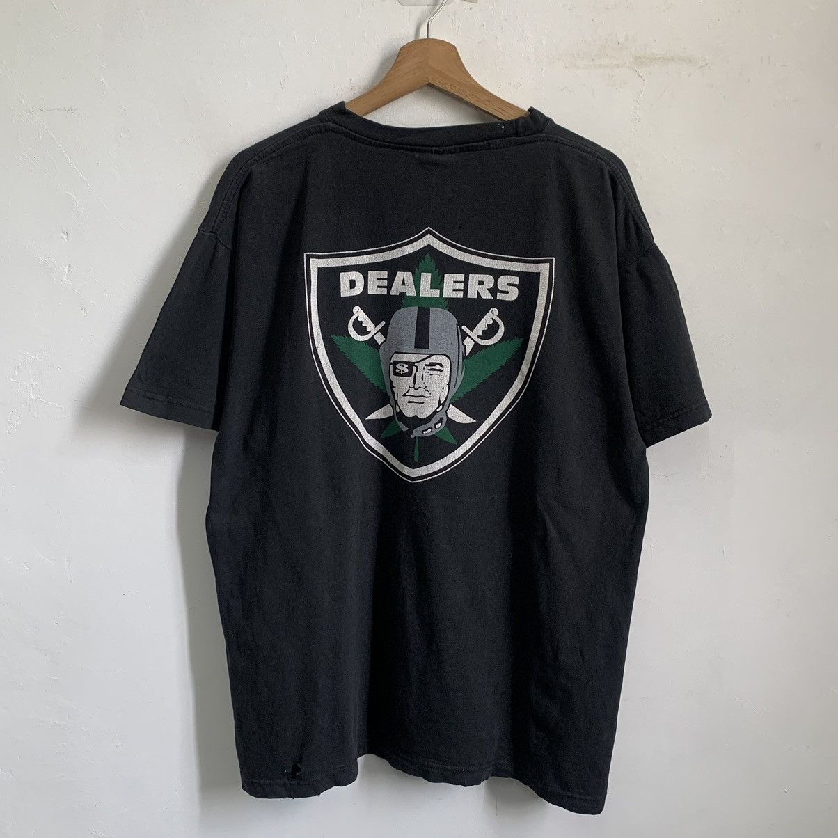 Dealer Parodi Raiders Shirts