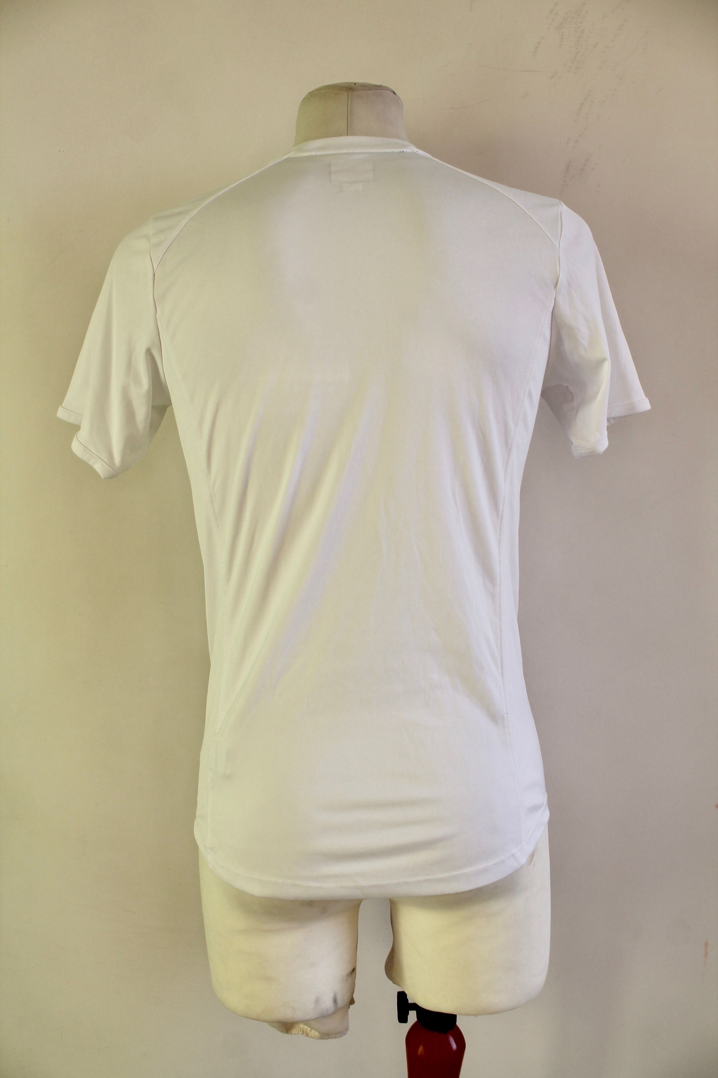 Umbro ENGLAND NATIONAL TEAM UMBRO Soccer jersey SHIRT Size US S / EU 44-46 / 1 - 7 Thumbnail