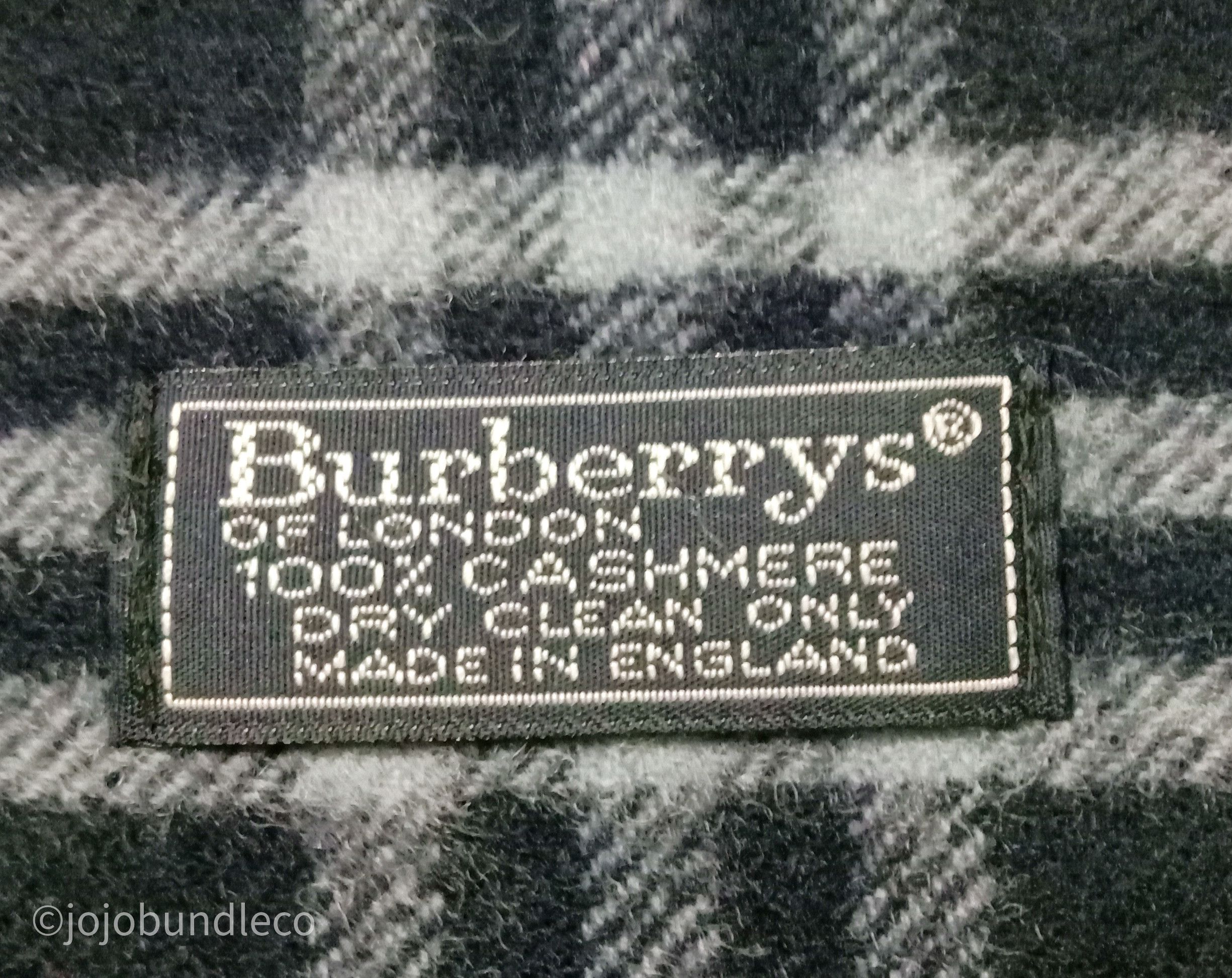 Burberry Vtg Black nova check Burberry cashmere scarf Size ONE SIZE - 5 Thumbnail
