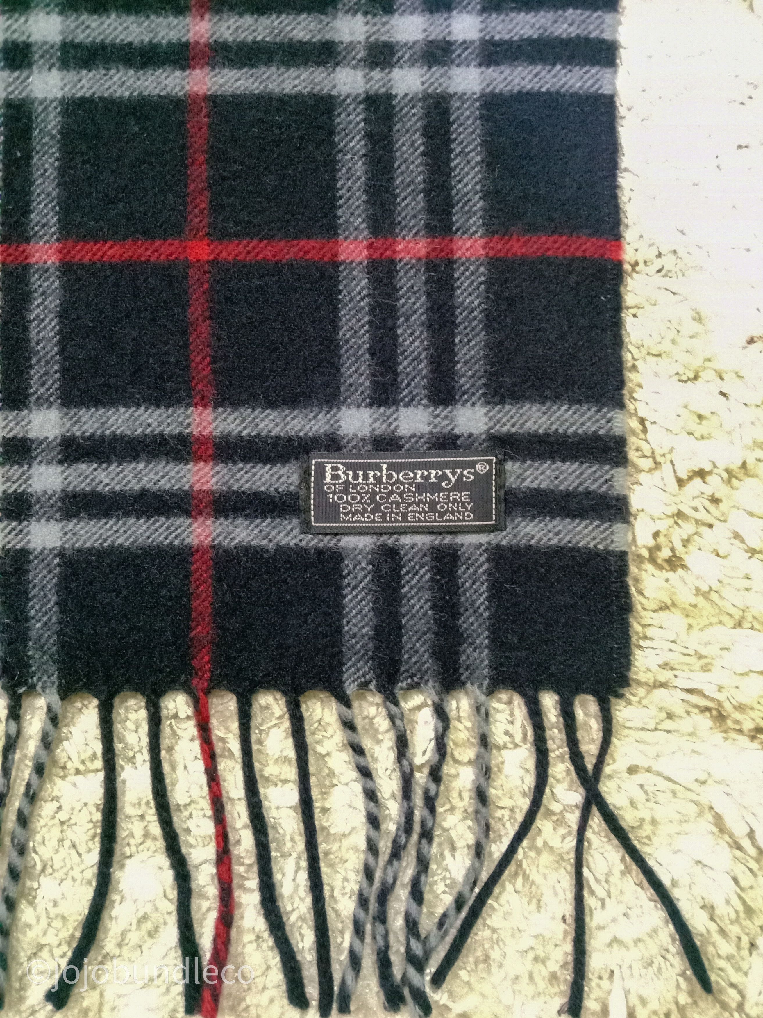 Burberry Vtg Black nova check Burberry cashmere scarf Size ONE SIZE - 4 Thumbnail