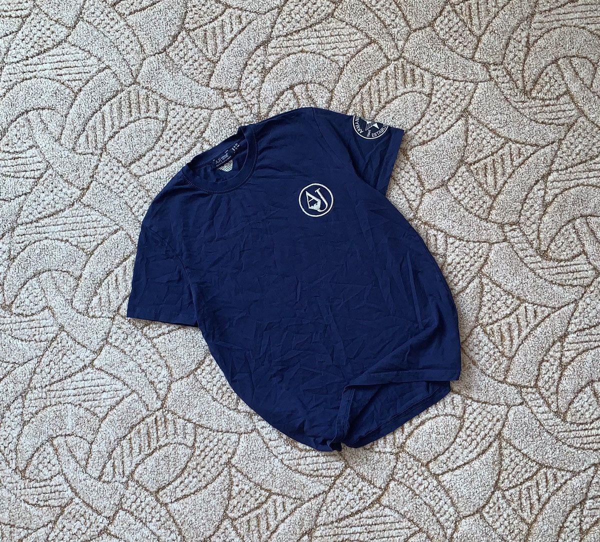 Armani × Armani Exchange × Giorgio Armani Armani jeans tee T-shirt 👕 S/XS size y2k 90s luxury polo Size US S / EU 44-46 / 1 - 4 Thumbnail