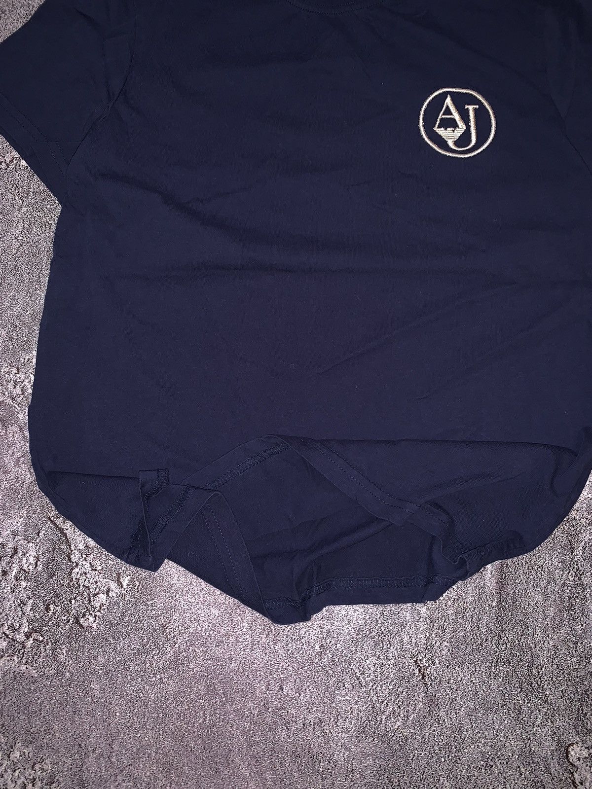 Armani × Armani Exchange × Giorgio Armani Armani jeans tee T-shirt 👕 S/XS size y2k 90s luxury polo Size US S / EU 44-46 / 1 - 2 Thumbnail