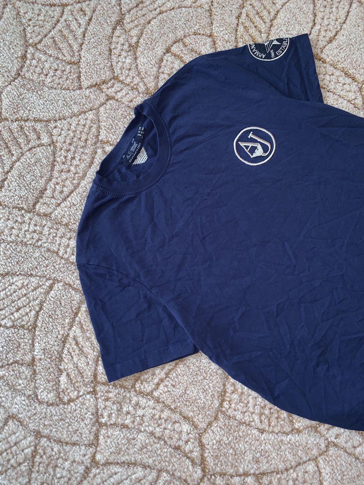 Armani × Armani Exchange × Giorgio Armani Armani jeans tee T-shirt 👕 S/XS size y2k 90s luxury polo Size US S / EU 44-46 / 1 - 5 Thumbnail
