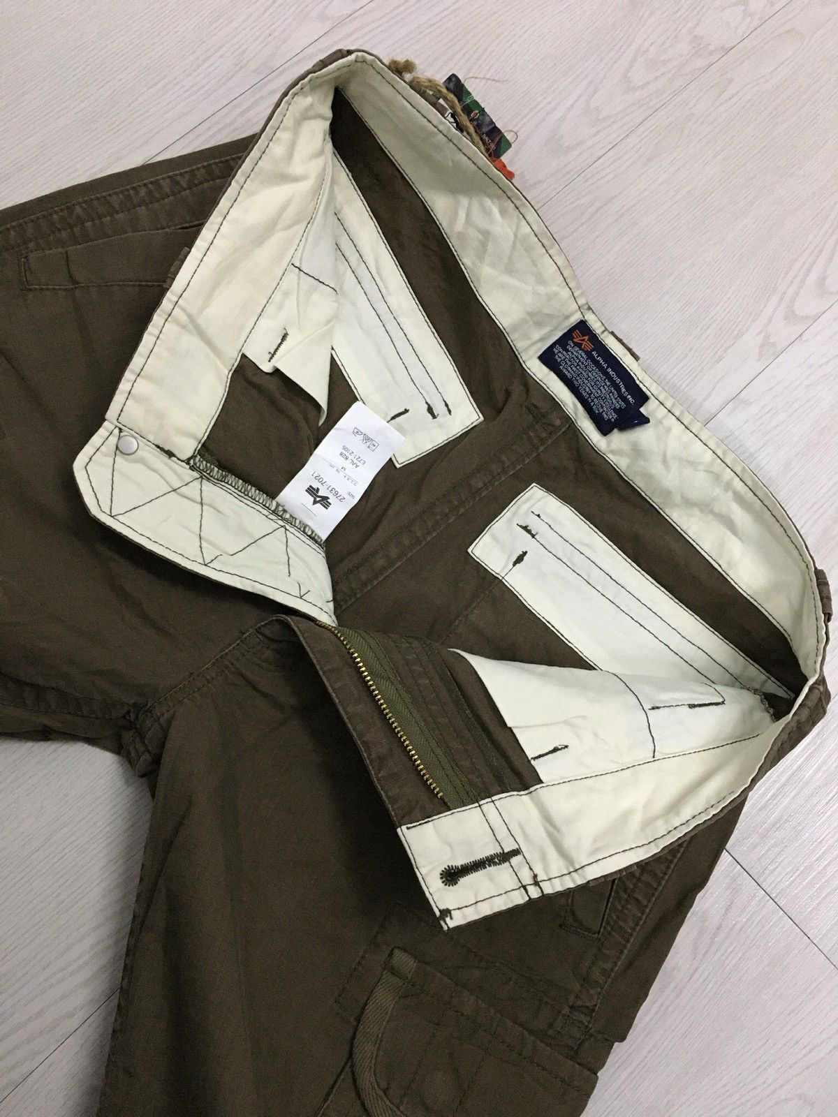 Alpha Industries × Designer Alpha Industries inc. Cargo Six Pockets Pants Size US 32 / EU 48 - 14 Thumbnail