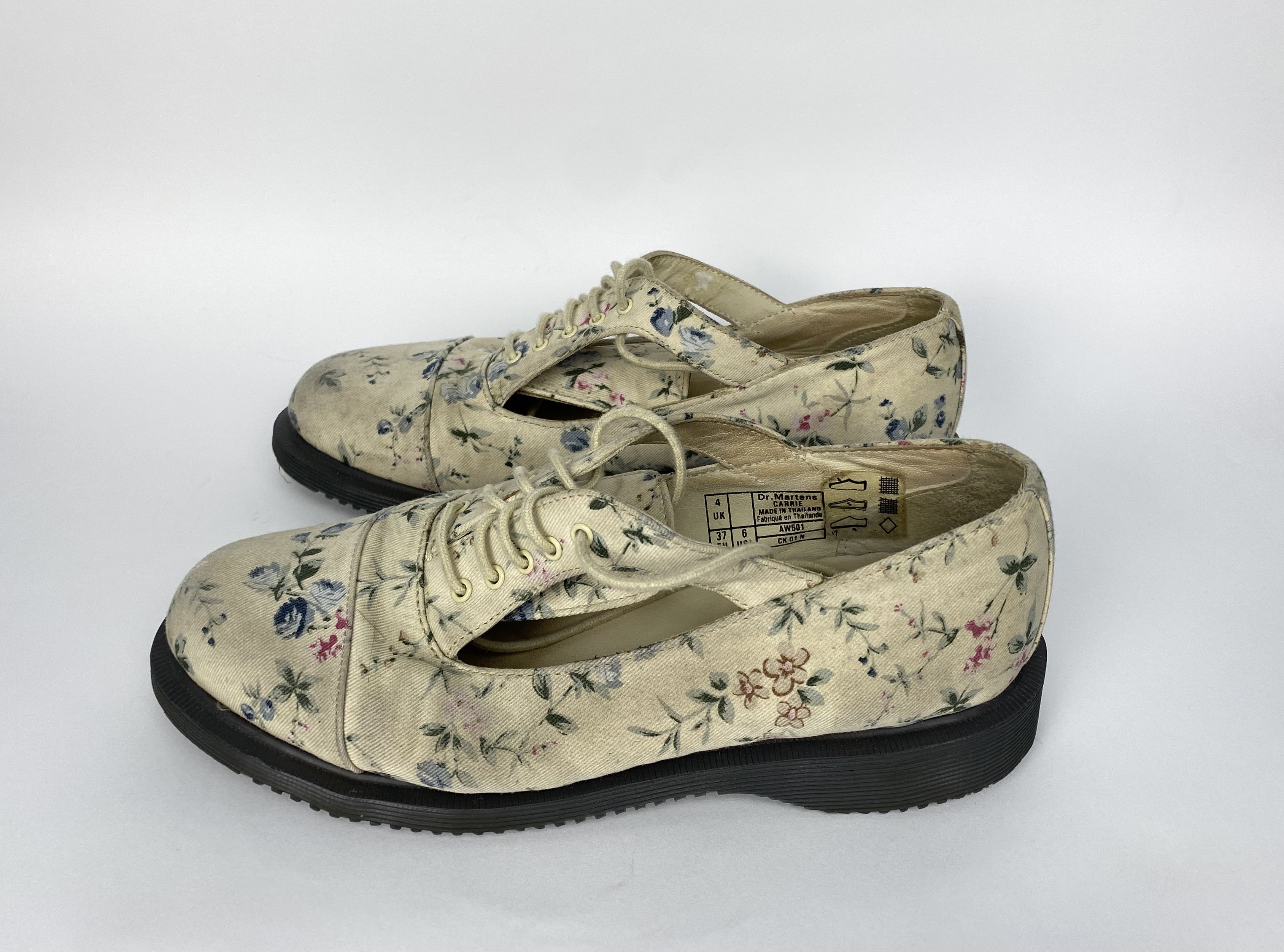 Dr. Martens Dr.Martens Carrie Flowers Print Boots Size US 6 / IT 36 - 1 Thumbnail