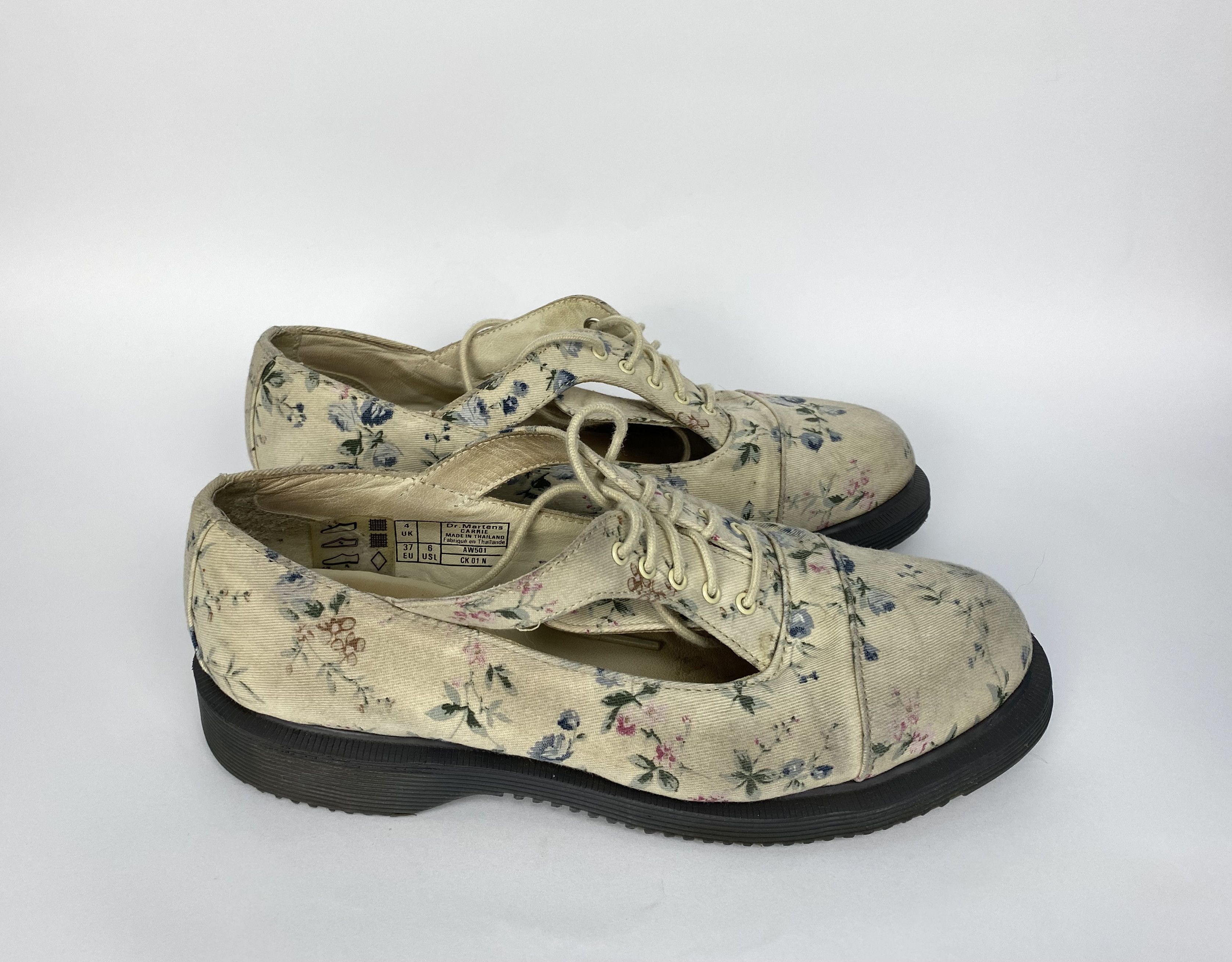 Dr. Martens Dr.Martens Carrie Flowers Print Boots Size US 6 / IT 36 - 8 Thumbnail