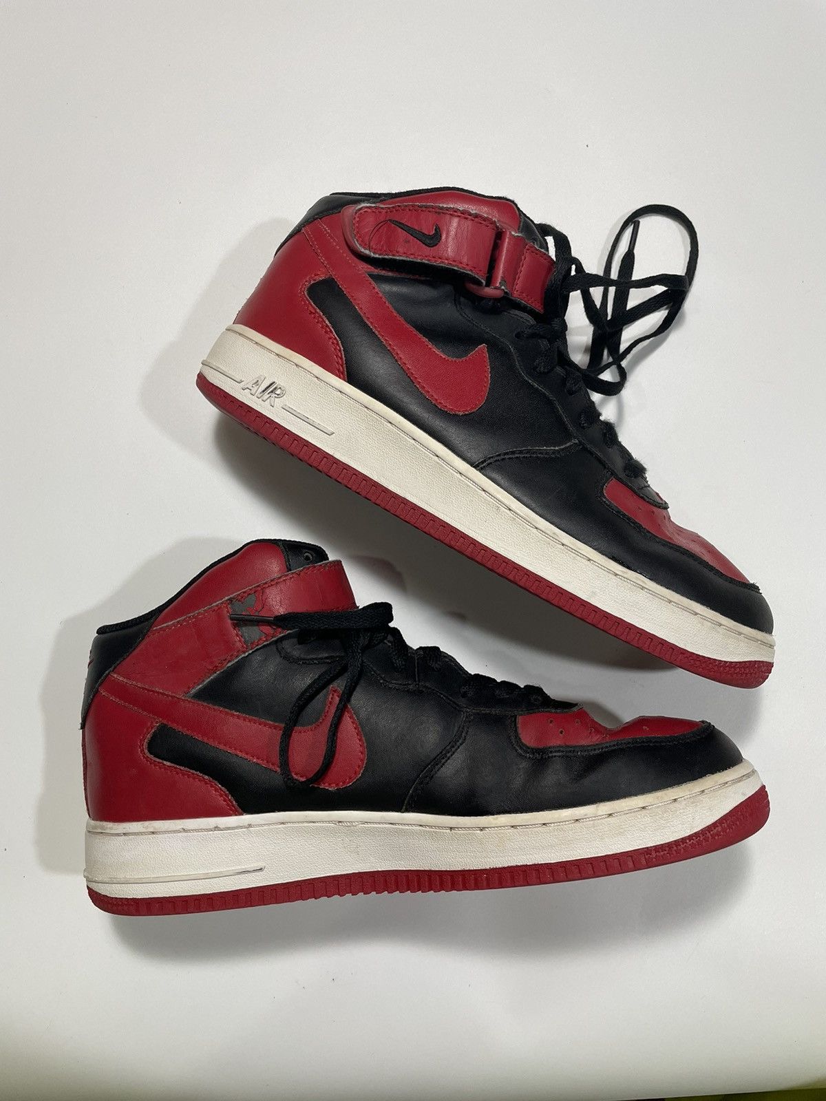 Vintage Vintage Nike Air Force 1 Bred Mid chicago bulls leather Size US 10 / EU 43 - 6 Thumbnail
