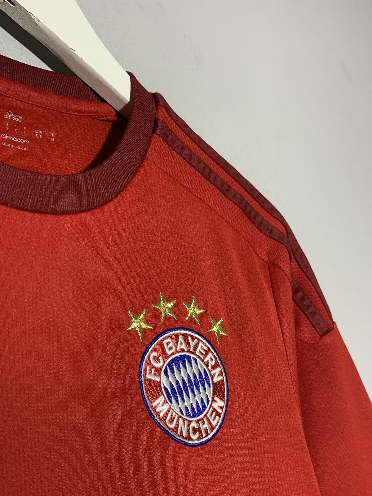Adidas Bayern Munchen 2015/16 Y2K Streetwear Football Shirt Size US S / EU 44-46 / 1 - 5 Thumbnail