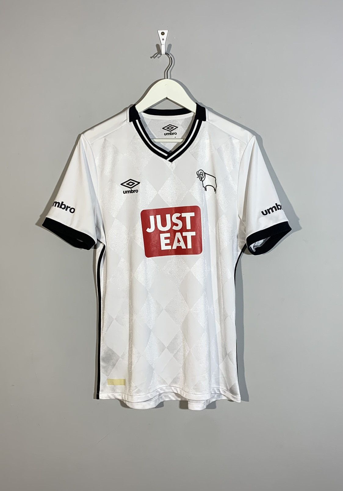 Umbro Derby County 2015/16 Y2k Streetwear Football Shirt Size US M / EU 48-50 / 2 - 1 Thumbnail