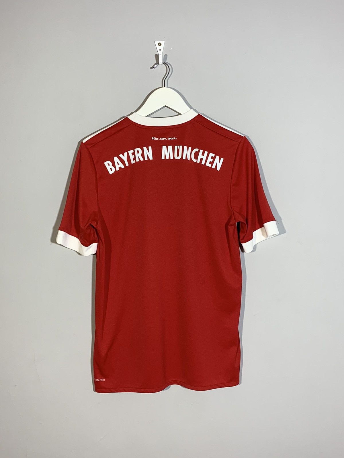 Adidas Bayern Munchen Adidas 2017/18 Y2k Streetwear Football Shirt Size US XS / EU 42 / 0 - 7 Thumbnail