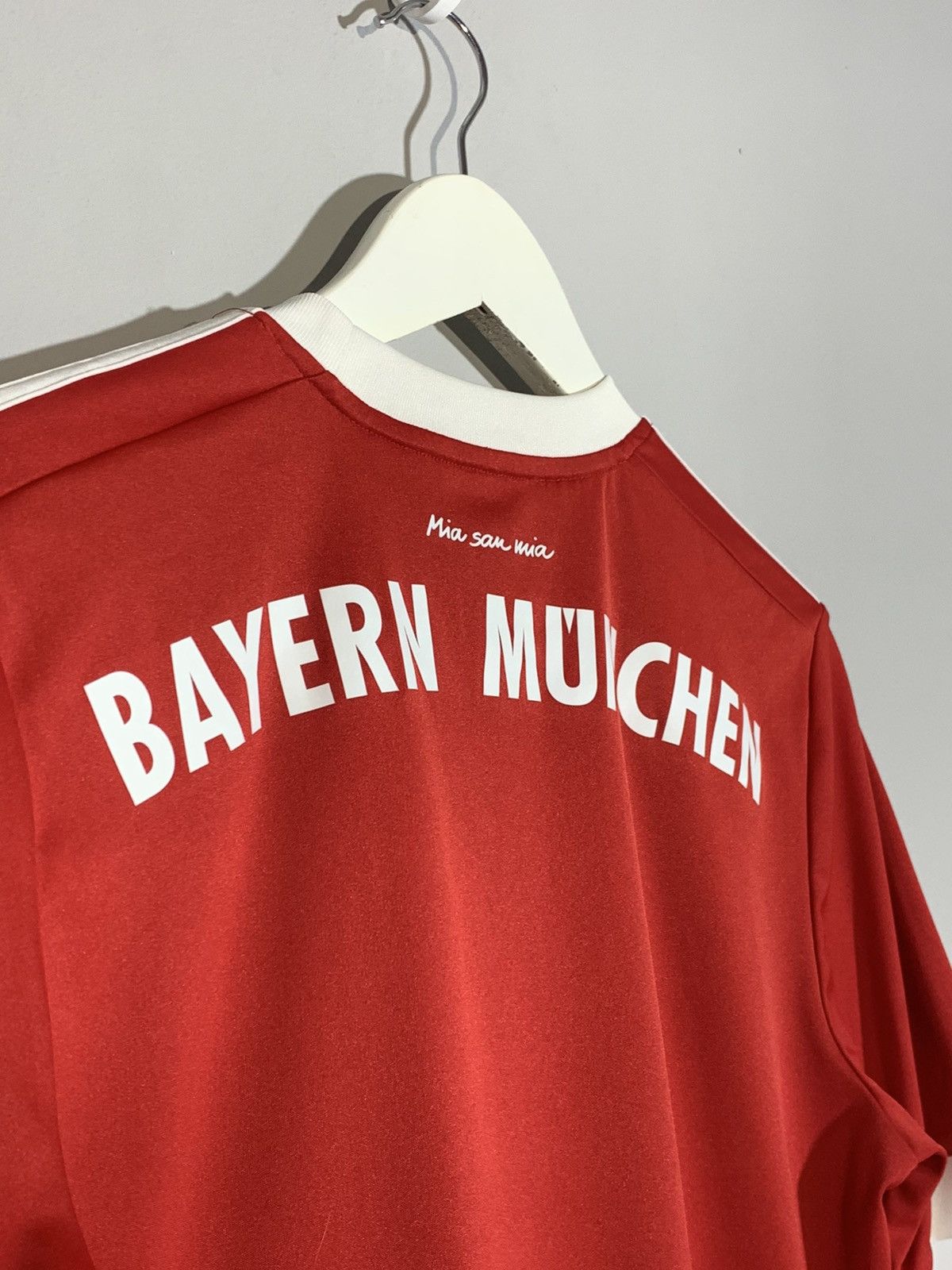 Adidas Bayern Munchen Adidas 2017/18 Y2k Streetwear Football Shirt Size US XS / EU 42 / 0 - 8 Thumbnail