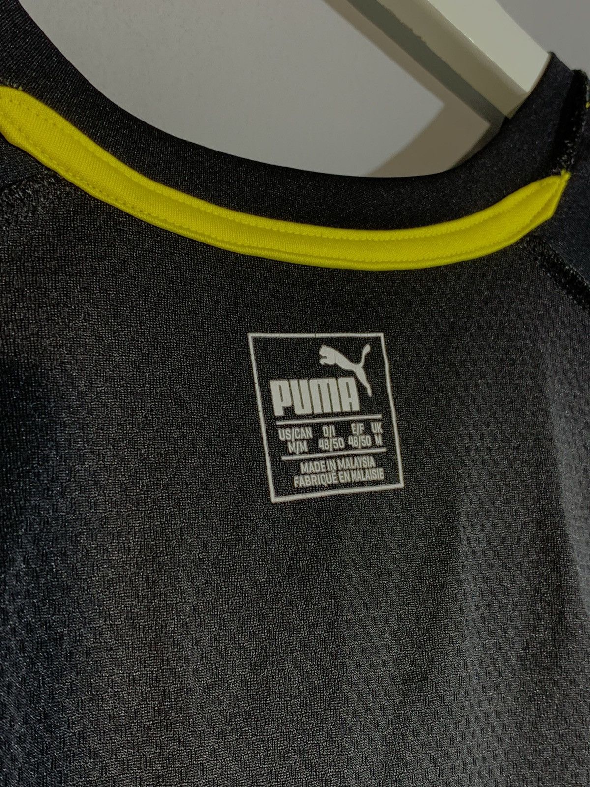 Puma Borussia Dortmund Puma Training Y2k Football Shirt Size US M / EU 48-50 / 2 - 11 Thumbnail