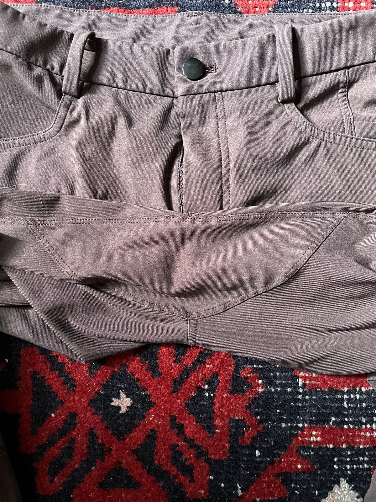 Lululemon Lululemon ABC Casual Fit Warpstreme Men’sPants 33x32 Size US 33 - 7 Thumbnail