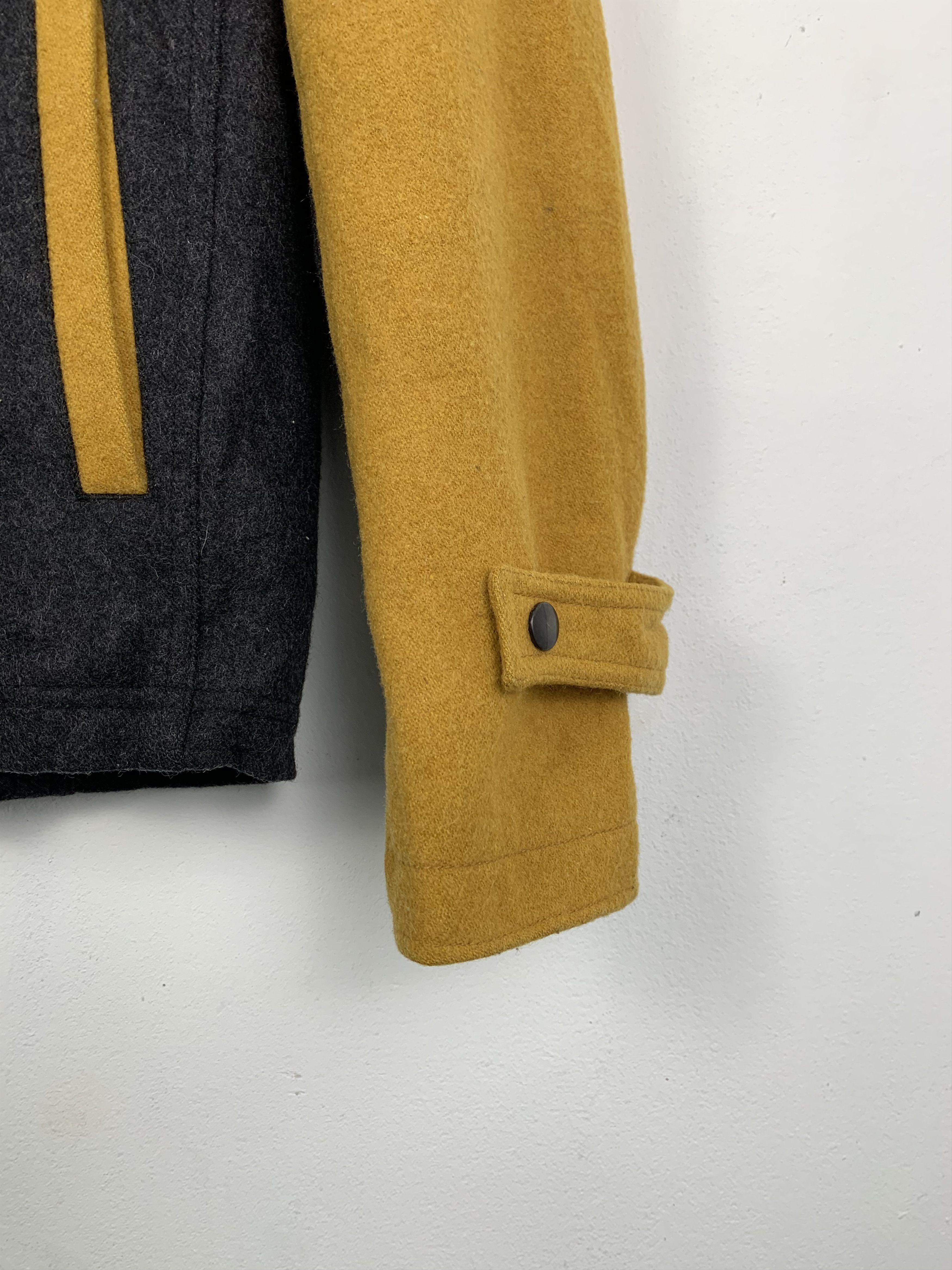 HARE Vintage Japanese Brand Hare Hoodie Jacket Bomber Style J1462 Size US M / EU 48-50 / 2 - 7 Thumbnail