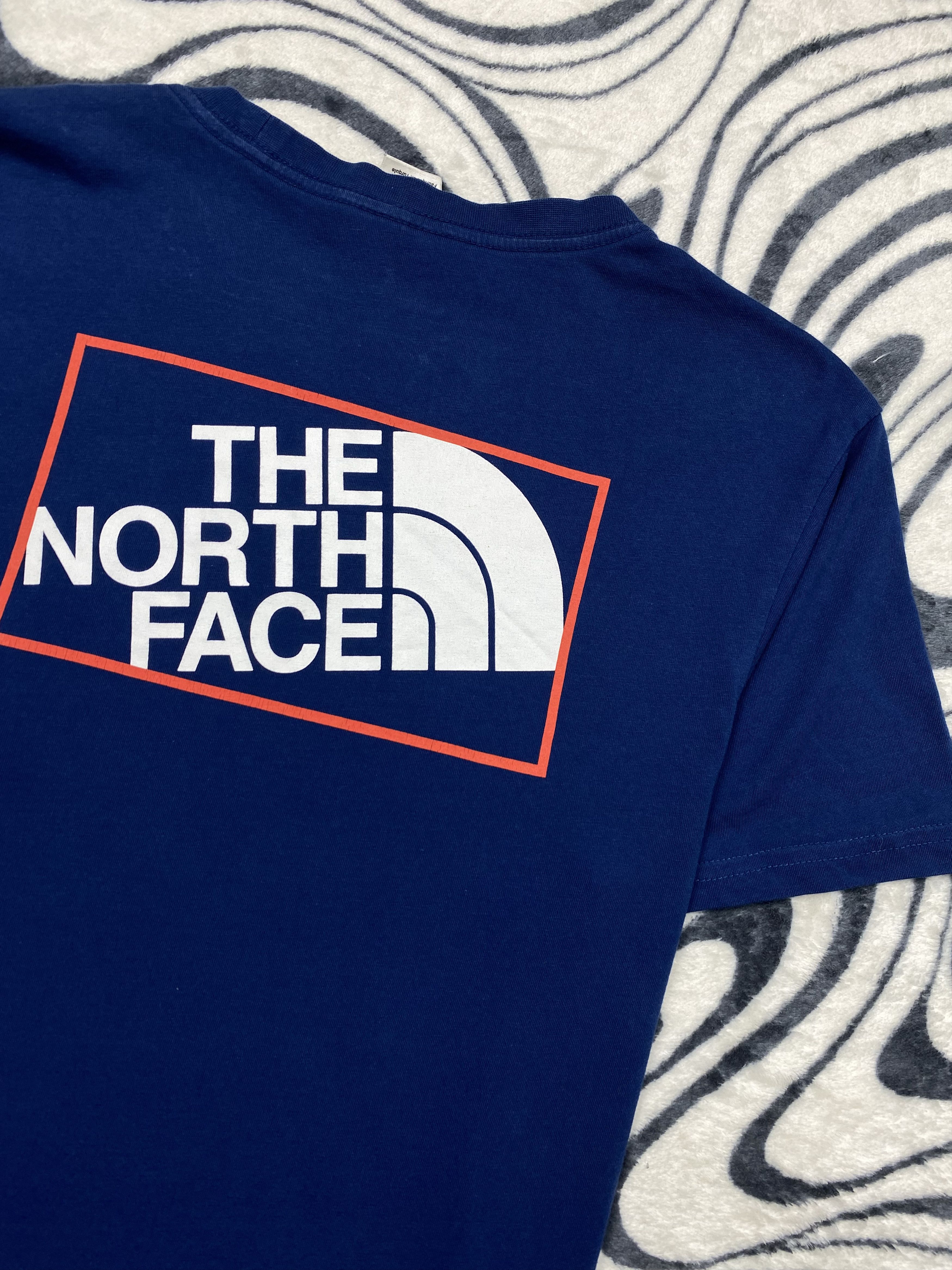 The North Face The North Face Vintage Mens T-Shirt Tee TNF Size US S / EU 44-46 / 1 - 2 Thumbnail