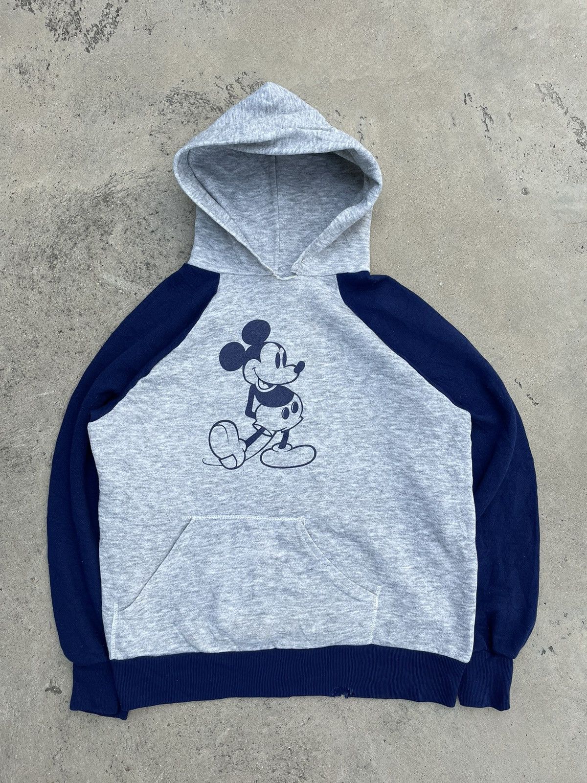 Vintage 80s Disney Mickey Mouse hoodie