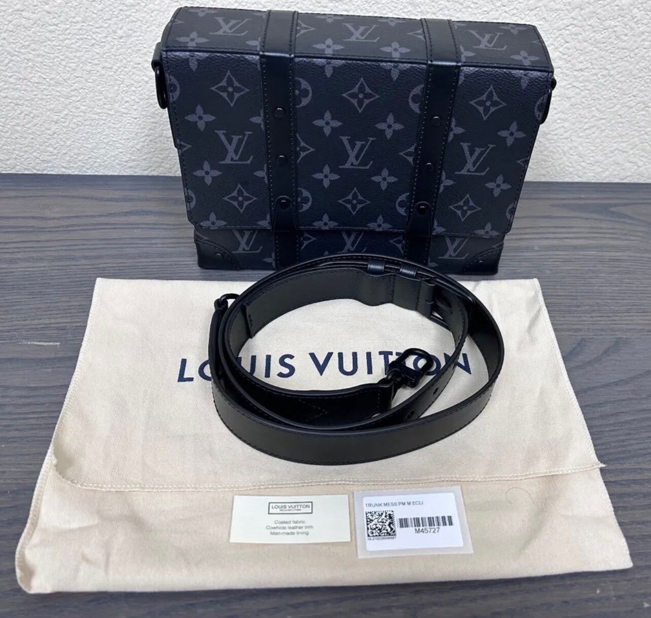 Louis Vuitton Trunk Messenger (SAC MESSENGER TRUNK, M45727)