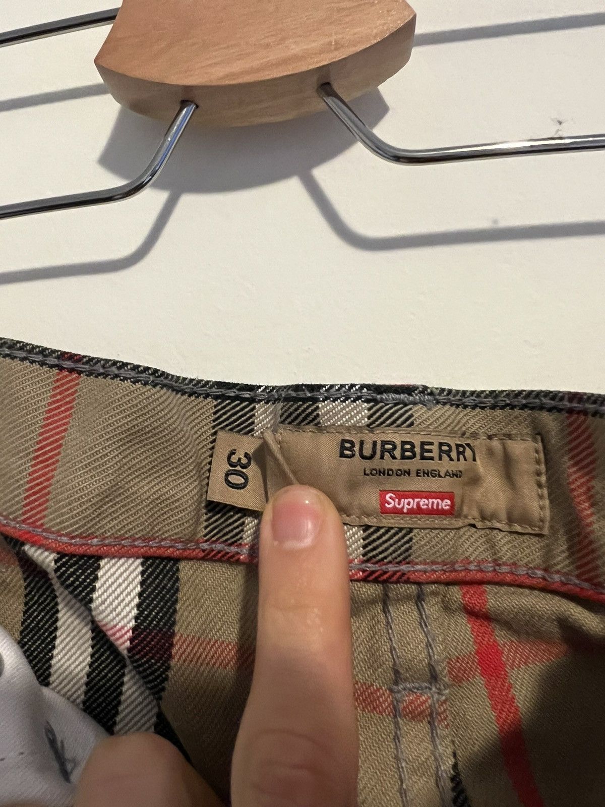 Burberry × Supreme Supreme Burberry Regular Jean Beige Size US 30 / EU 46 - 6 Thumbnail