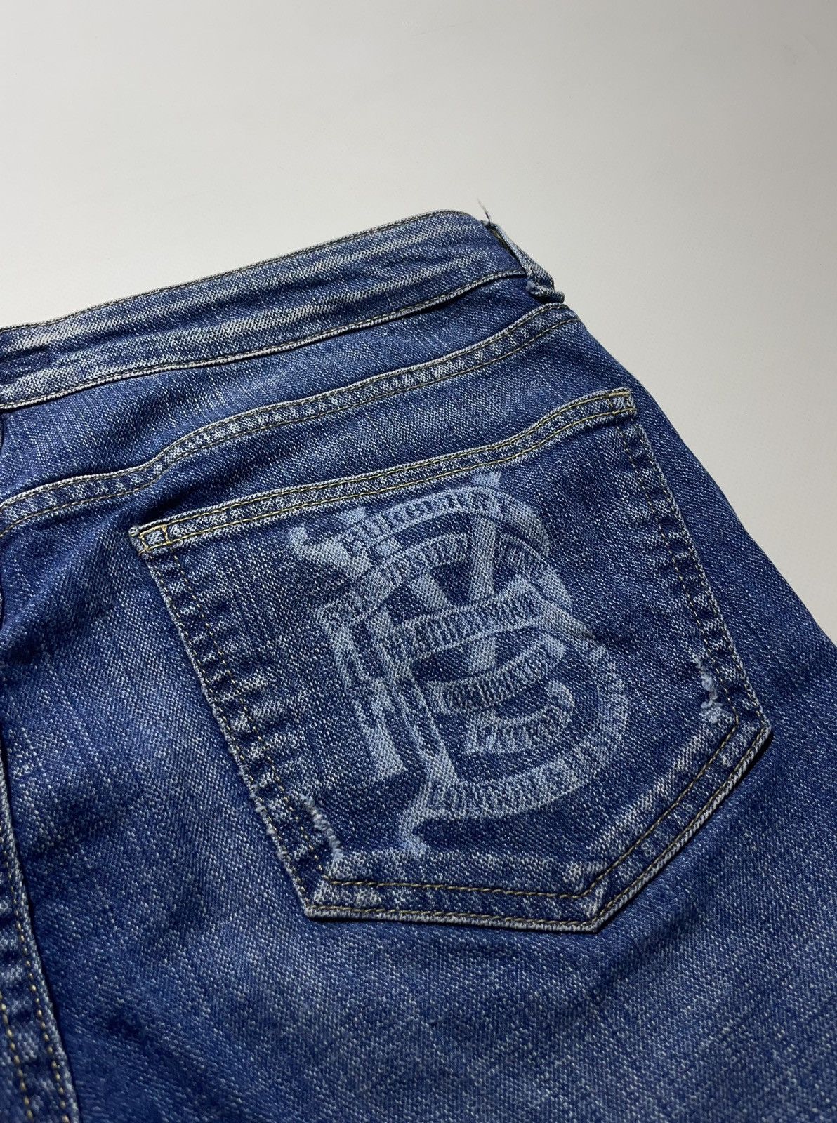Burberry Burberry Women’s Y2K Jeans Pants Size 30" / US 8 / IT 44 - 3 Thumbnail