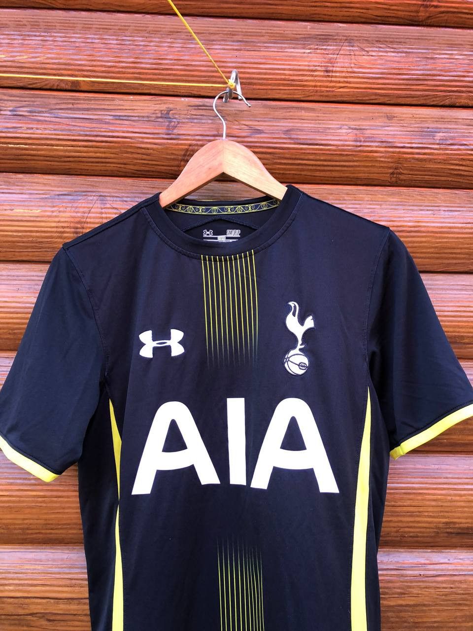 Under Armour TOTTENHAM HOTSPUR FOOTBALL SHIRT SOCCER JERSEY UNDER ARMOUR Size US S / EU 44-46 / 1 - 3 Thumbnail
