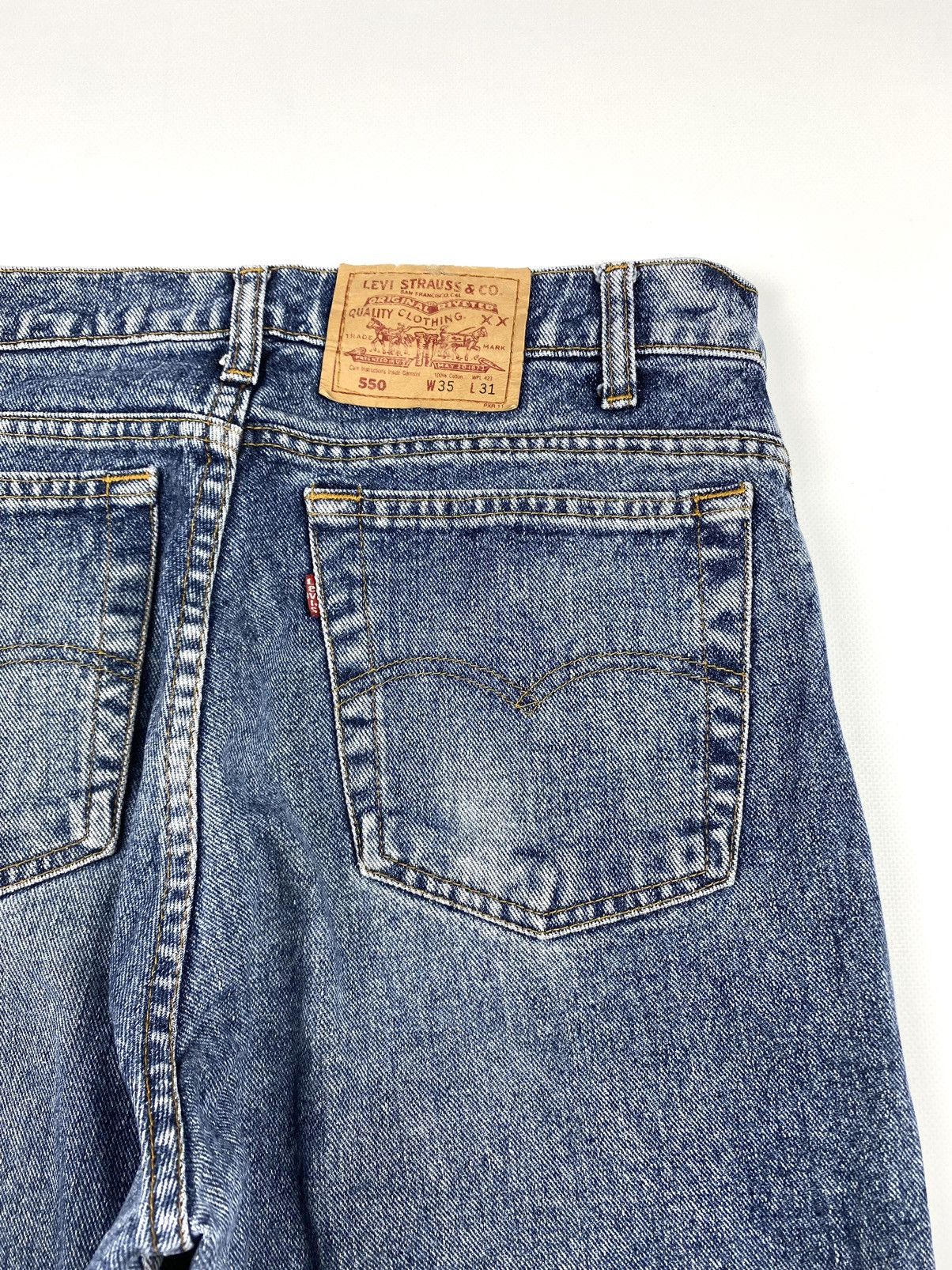 Levi's 90’s 🇺🇸 Vintage Levi’s 550 Light Wash Denim Pants 35x31 Size US 35 - 13 Thumbnail