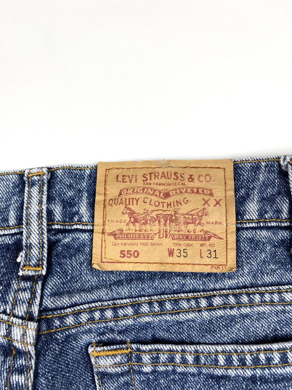Levi's 90’s 🇺🇸 Vintage Levi’s 550 Light Wash Denim Pants 35x31 Size US 35 - 15 Thumbnail