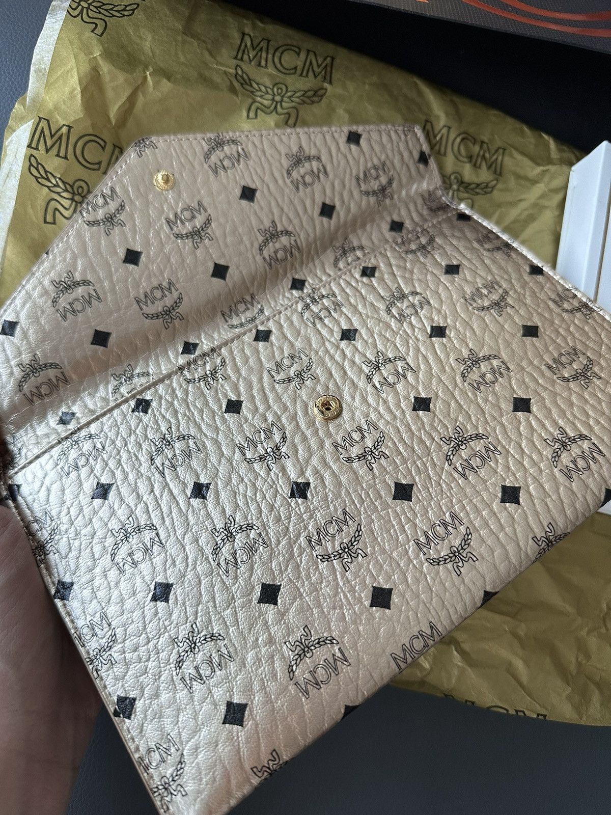 MCM Brand New Iconic MCM Logo Leather Bag Size ONE SIZE - 25 Thumbnail