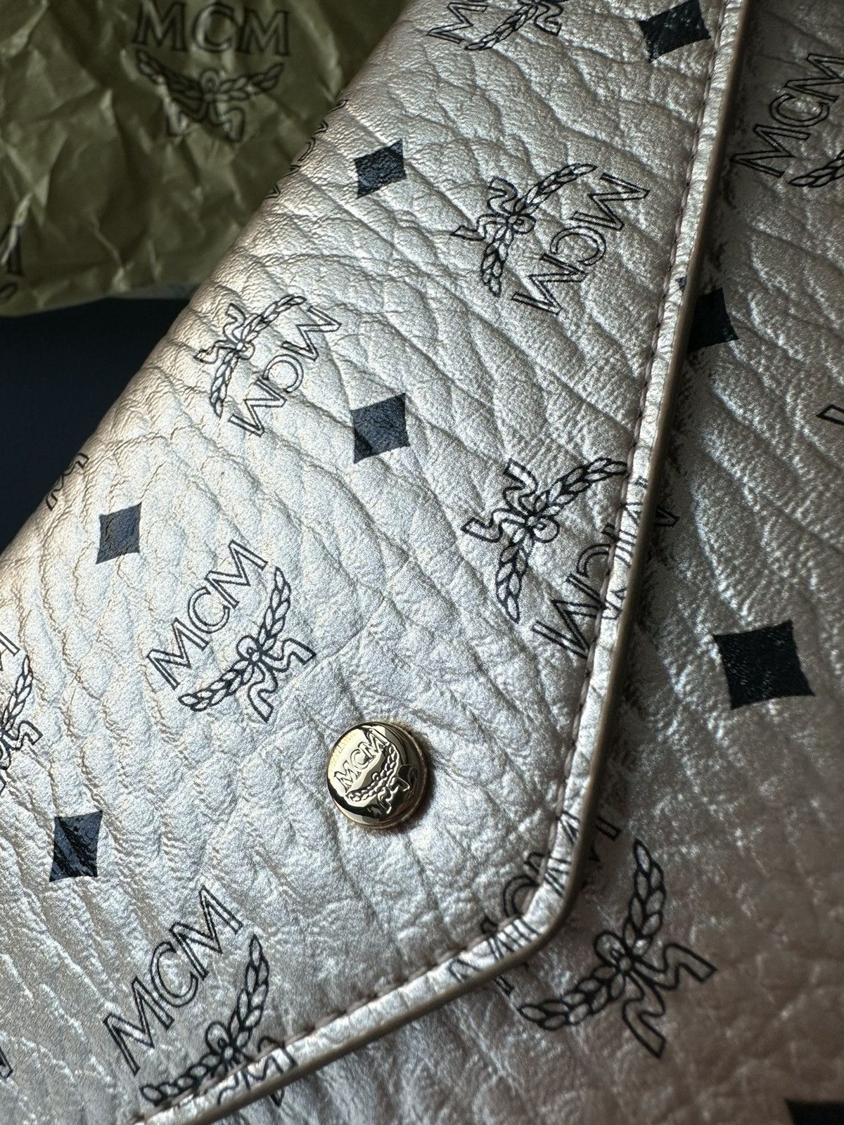 MCM Brand New Iconic MCM Logo Leather Bag Size ONE SIZE - 23 Thumbnail