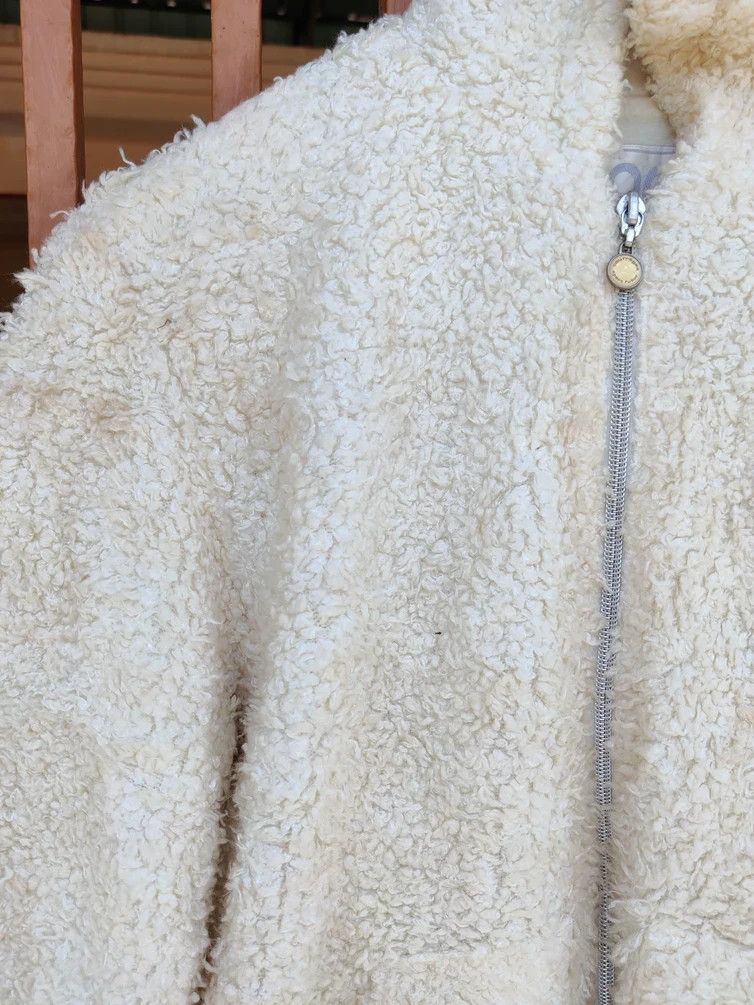 Courreges COURREGES SWEATER SHERPA Size S / US 4 / IT 40 - 12 Thumbnail