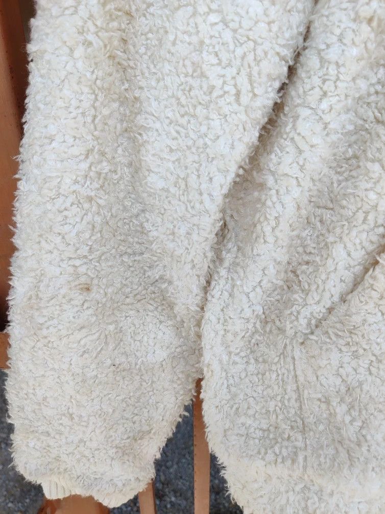 Courreges COURREGES SWEATER SHERPA Size S / US 4 / IT 40 - 3 Thumbnail