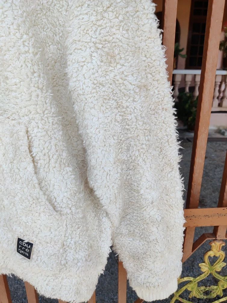 Courreges COURREGES SWEATER SHERPA Size S / US 4 / IT 40 - 4 Thumbnail