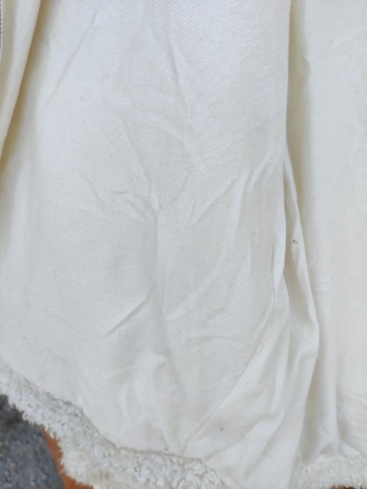 Courreges COURREGES SWEATER SHERPA Size S / US 4 / IT 40 - 15 Thumbnail