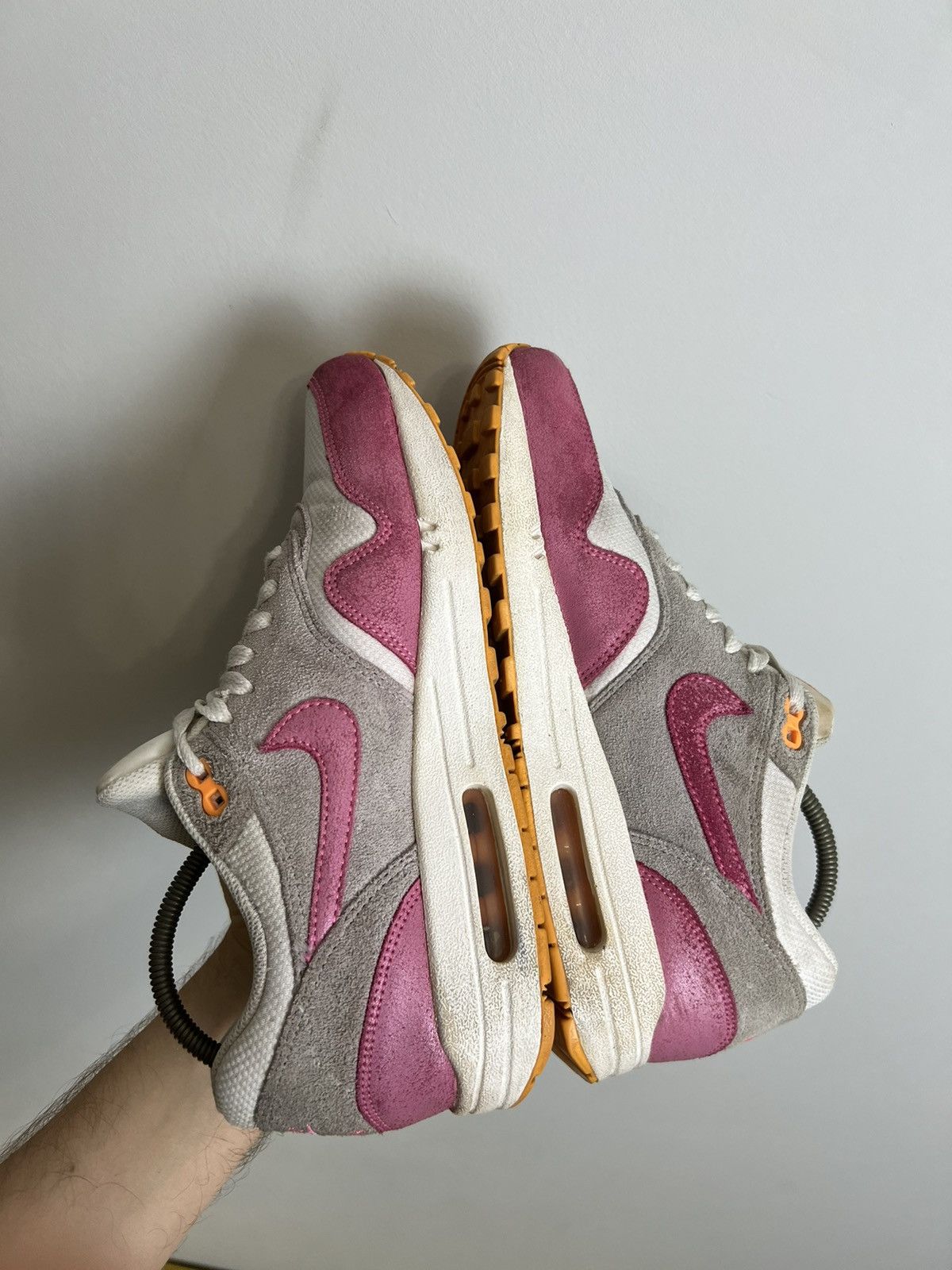 Nike RARE NIKE AIR MAX 1 ESSENTIAL WOMEN'S 40EU 599820-107 Size US 8.5 / IT 38.5 - 3 Thumbnail