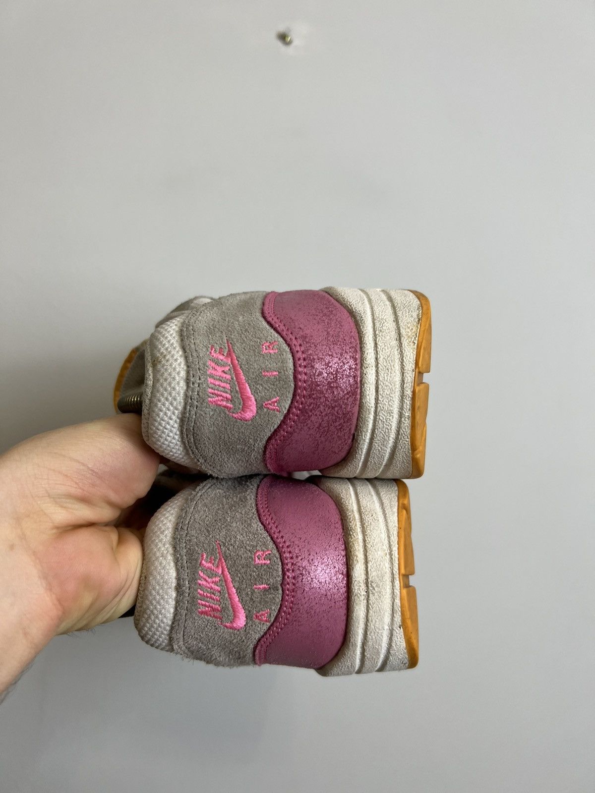 Nike RARE NIKE AIR MAX 1 ESSENTIAL WOMEN'S 40EU 599820-107 Size US 8.5 / IT 38.5 - 5 Thumbnail