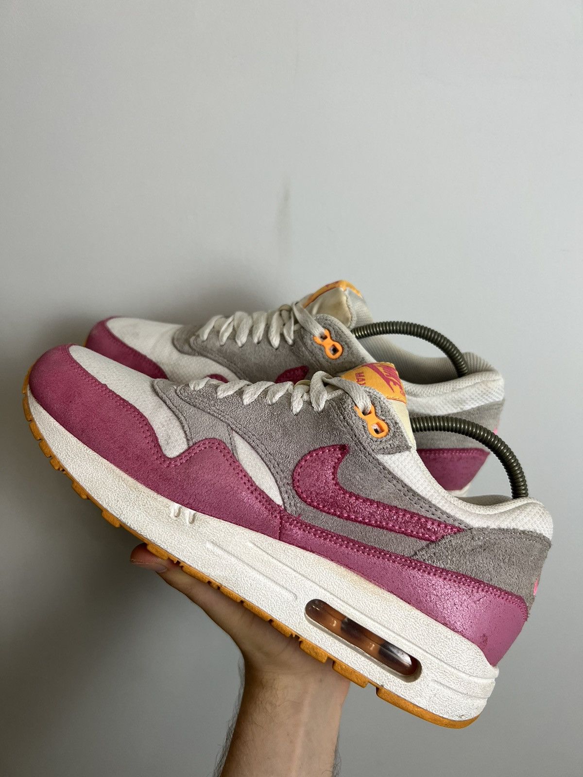 Nike RARE NIKE AIR MAX 1 ESSENTIAL WOMEN'S 40EU 599820-107 Size US 8.5 / IT 38.5 - 2 Thumbnail