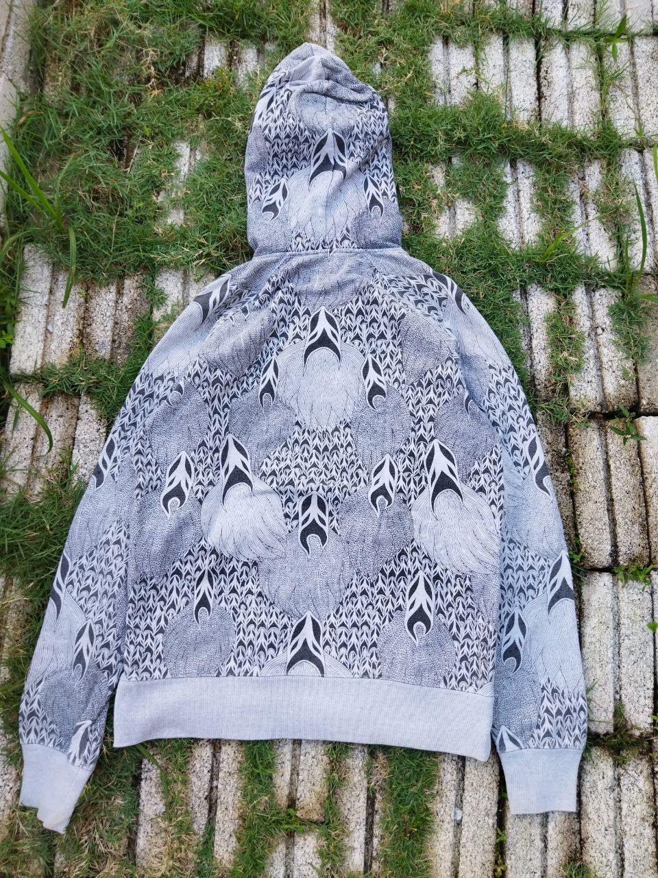 Beams Japan Beams X SuburbanBliss Overprint Hoodie Size S Size US S / EU 44-46 / 1 - 10 Thumbnail