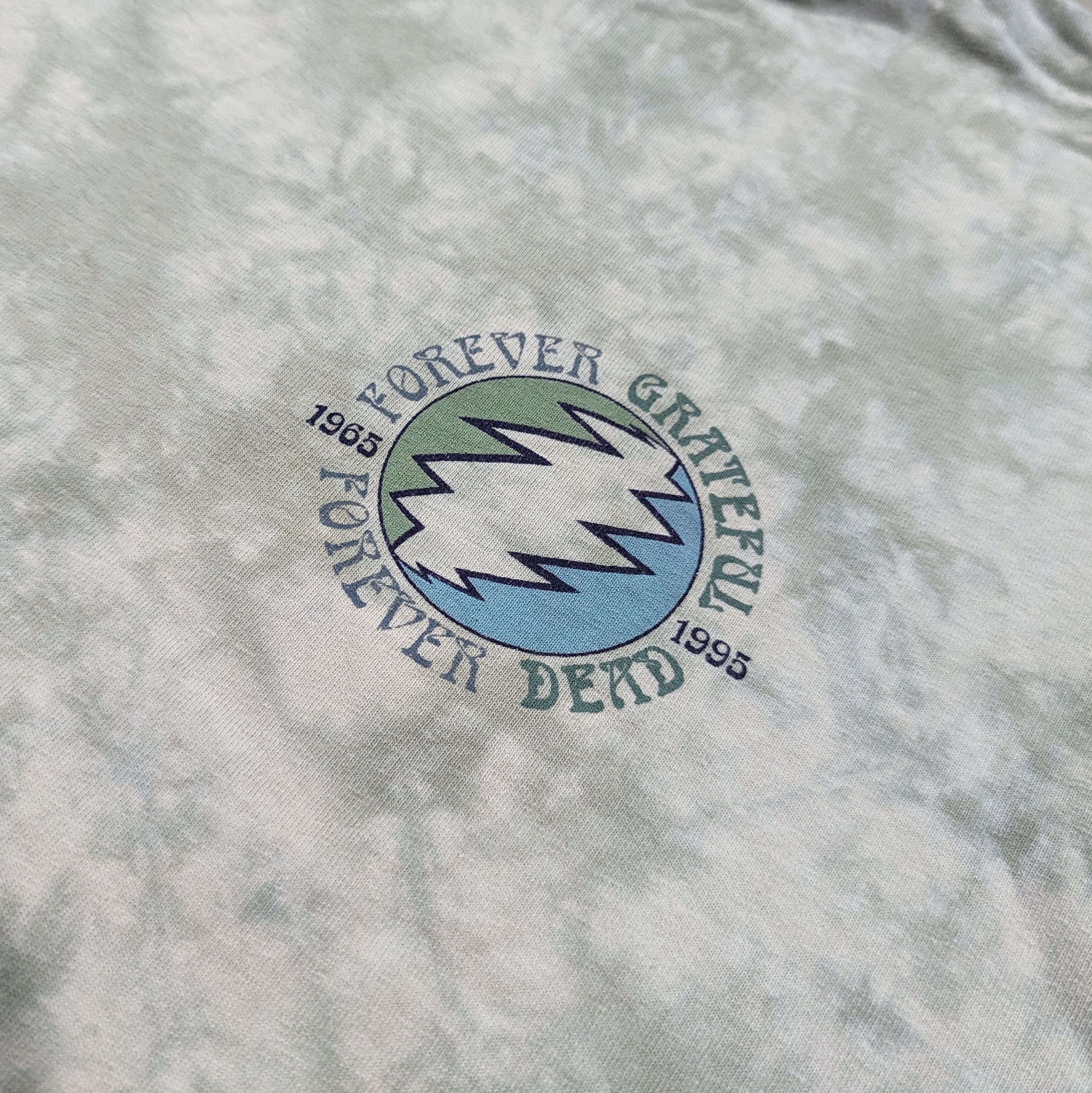 Band Tees Vintage 90s Grateful Dead forever Jerry Garcia t shirt Size US L / EU 52-54 / 3 - 3 Thumbnail
