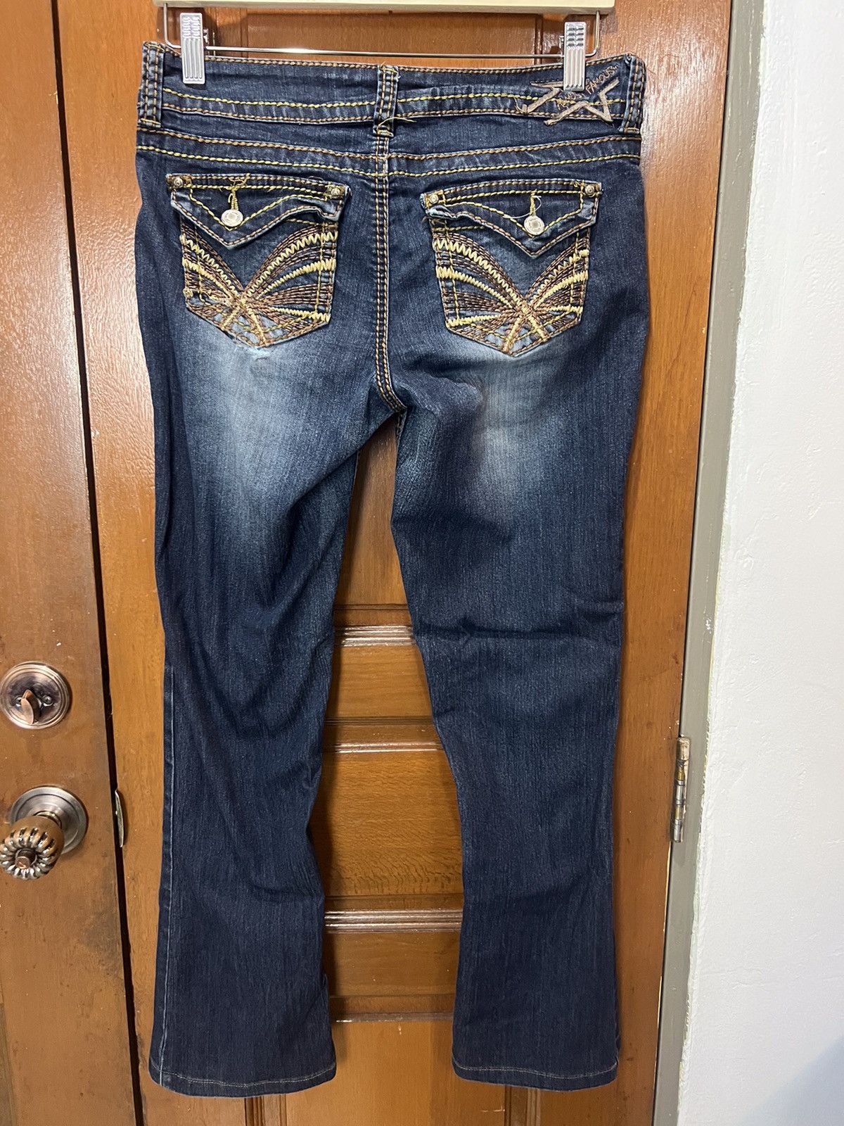 Japanese Brand × Vintage Embroidery Almost Famous Distressed Denim Size 31" - 2 Thumbnail