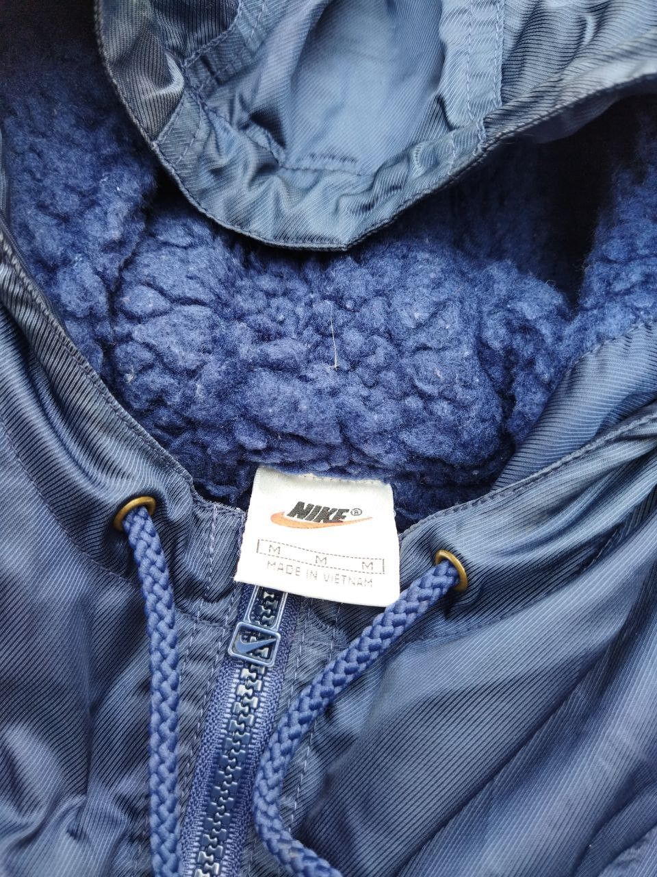 Nike Vintage Nike Big Swoosh Sherpa Jacket - Size M Size US M / EU 48-50 / 2 - 6 Thumbnail