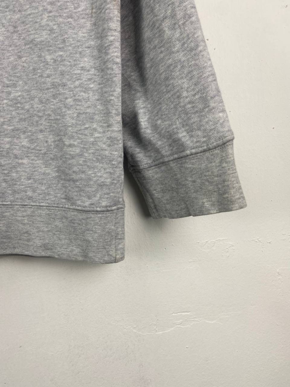 Nike Vintage Diatressed Nike Center Swoosh Sweatshirt Spellout Size US M / EU 48-50 / 2 - 7 Thumbnail